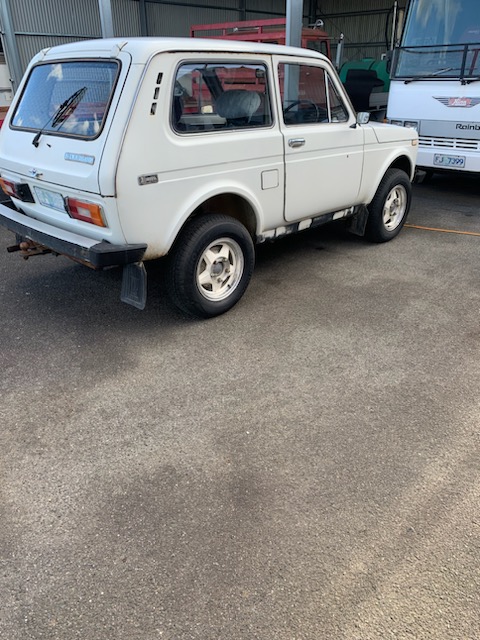 1989 LADA NIVA 4X4 STATION WAGON