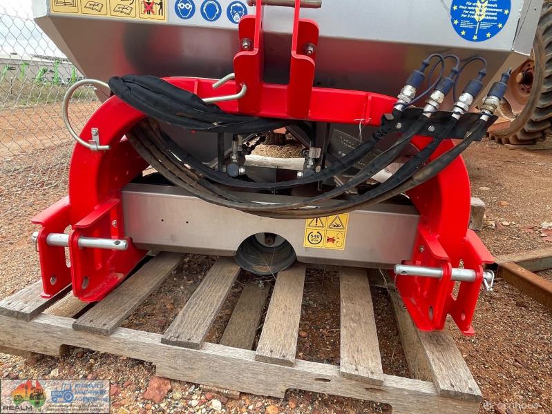 AGREX FERTILIZER SPREADER