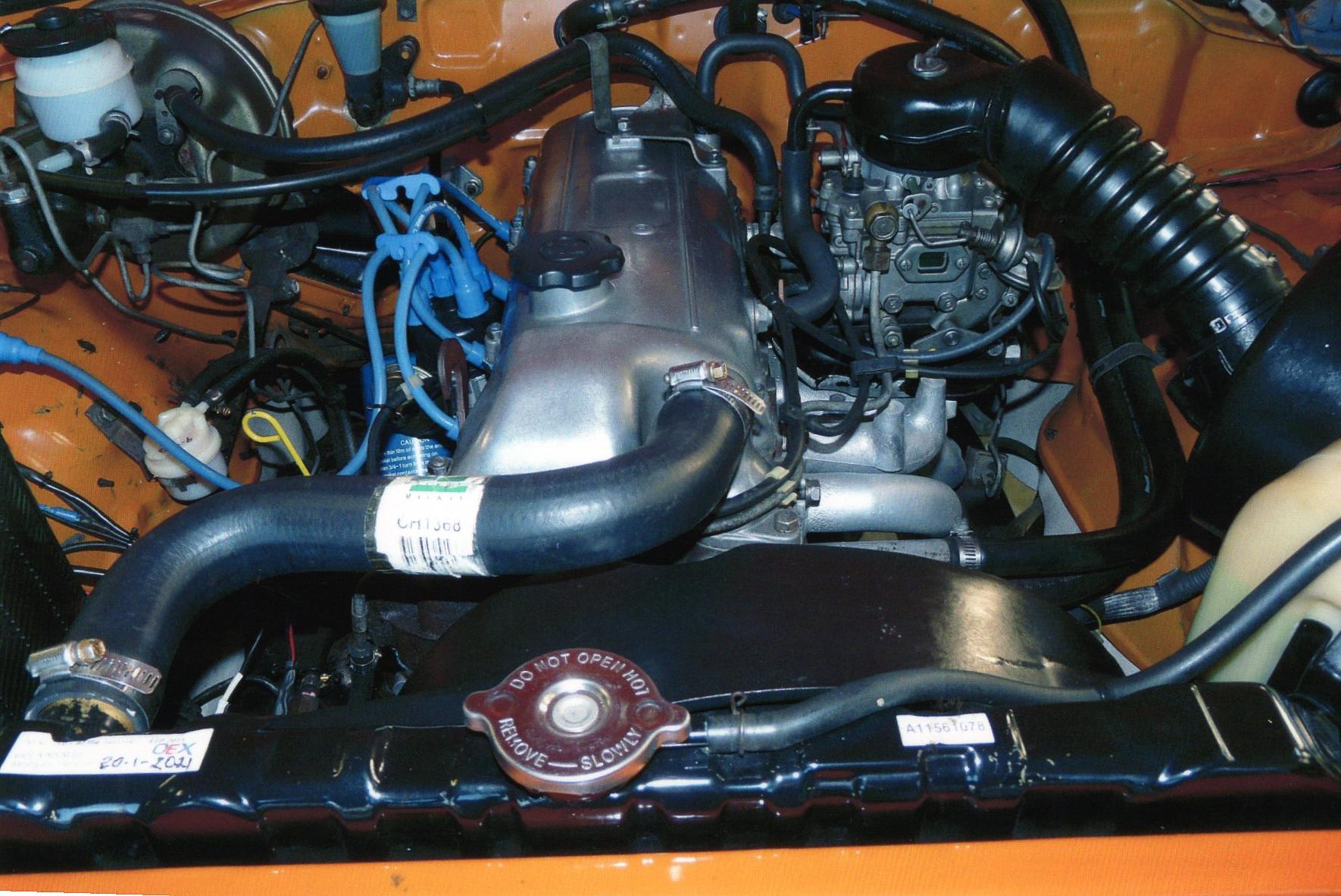 1981 TOYOTA HILUX RN46 4X4 TRAY TOP UTILITY