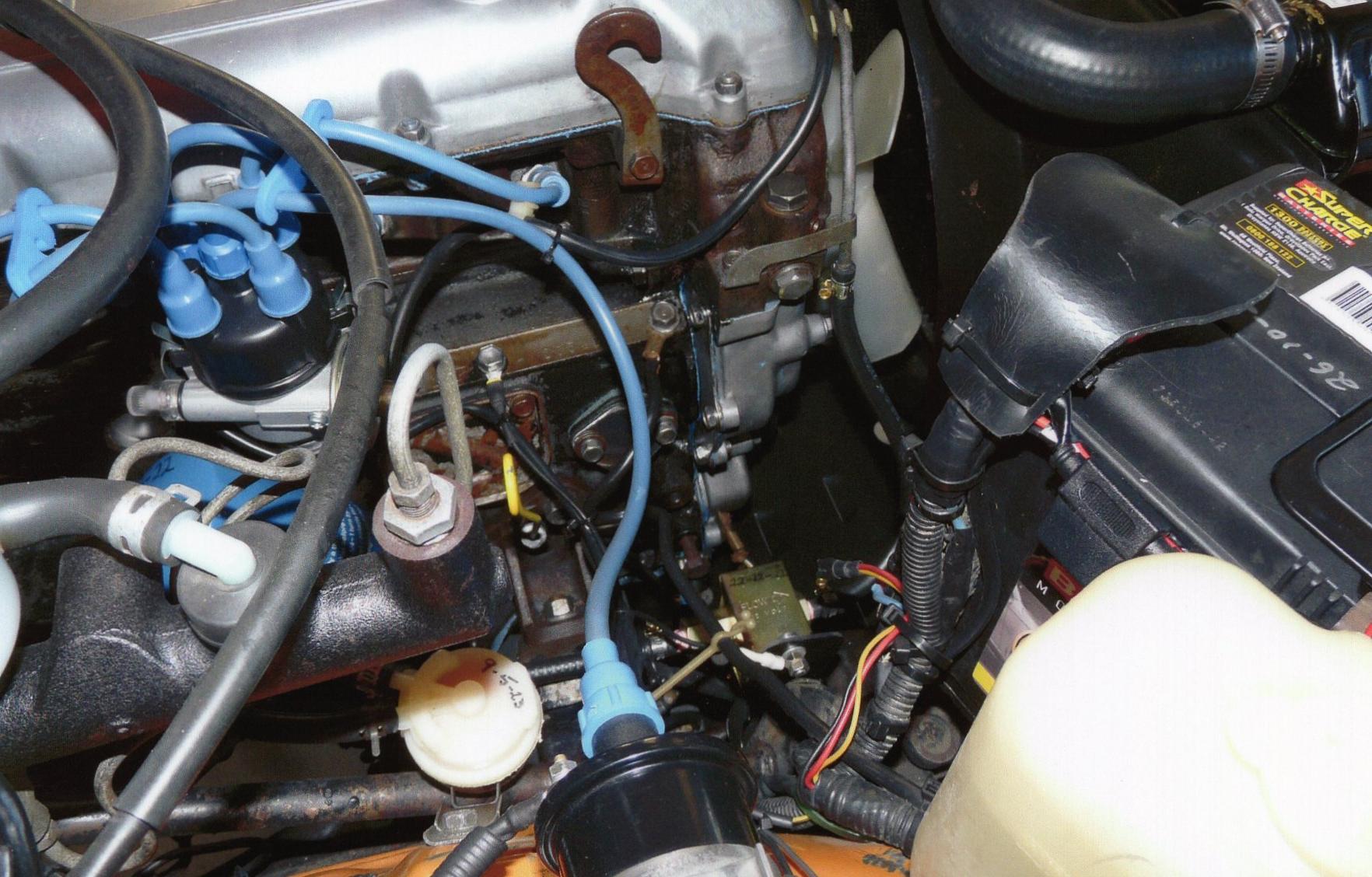 1981 TOYOTA HILUX RN46 4X4 TRAY TOP UTILITY
