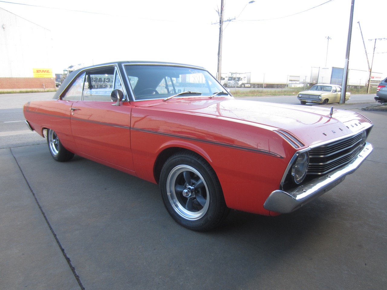 1971 CHRYSLER VALIANT VG AUTOMATIC 2D HARDTOP