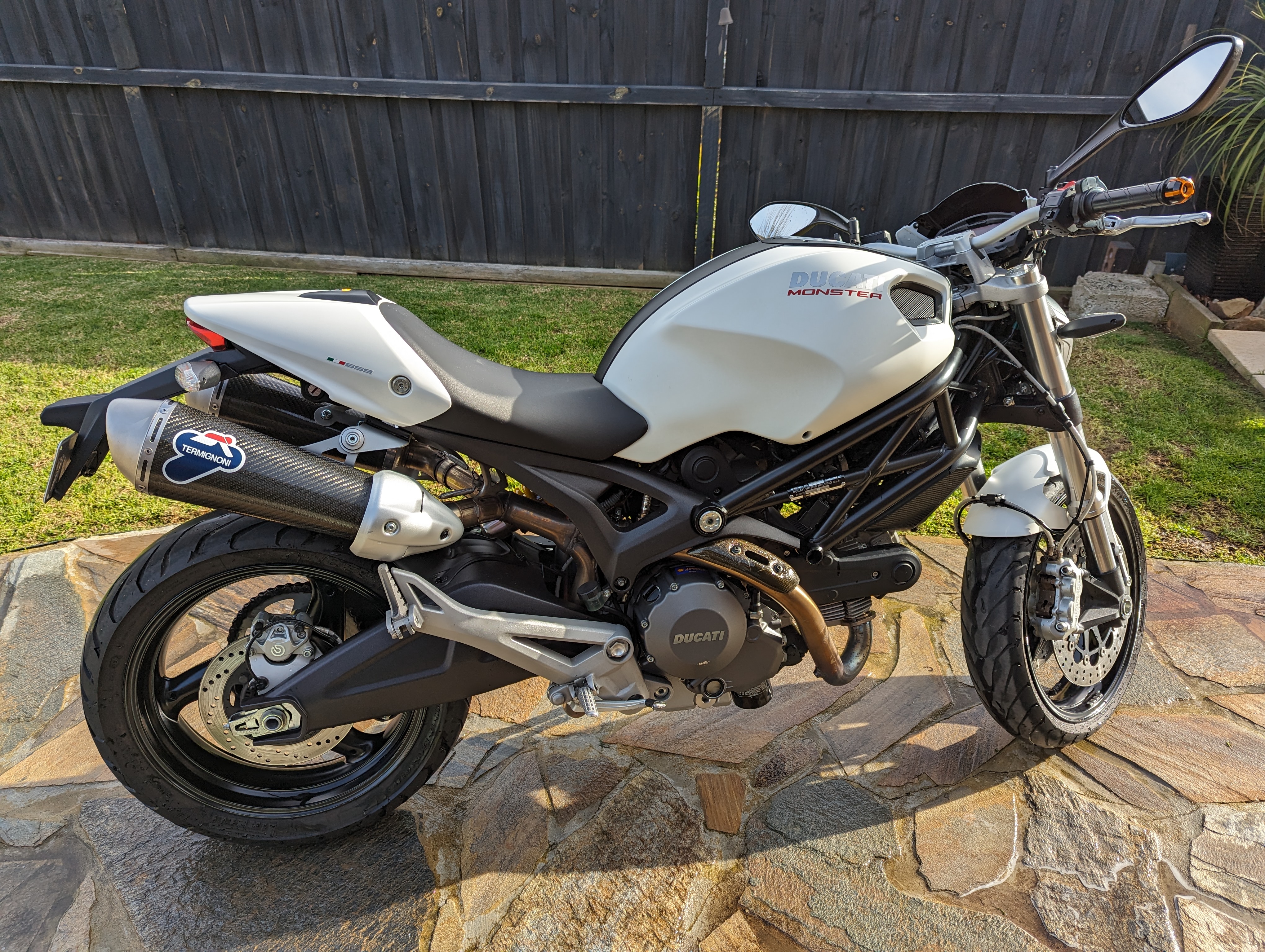 2014 DUCATI MONSTER 659 (ABS) ROAD
