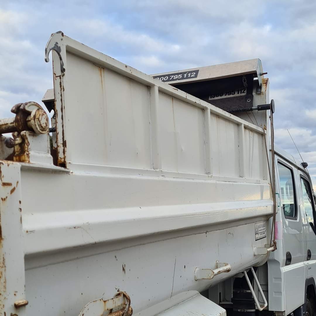 2012 FUSO CANTER 815 DUAL CAB TIPPER 