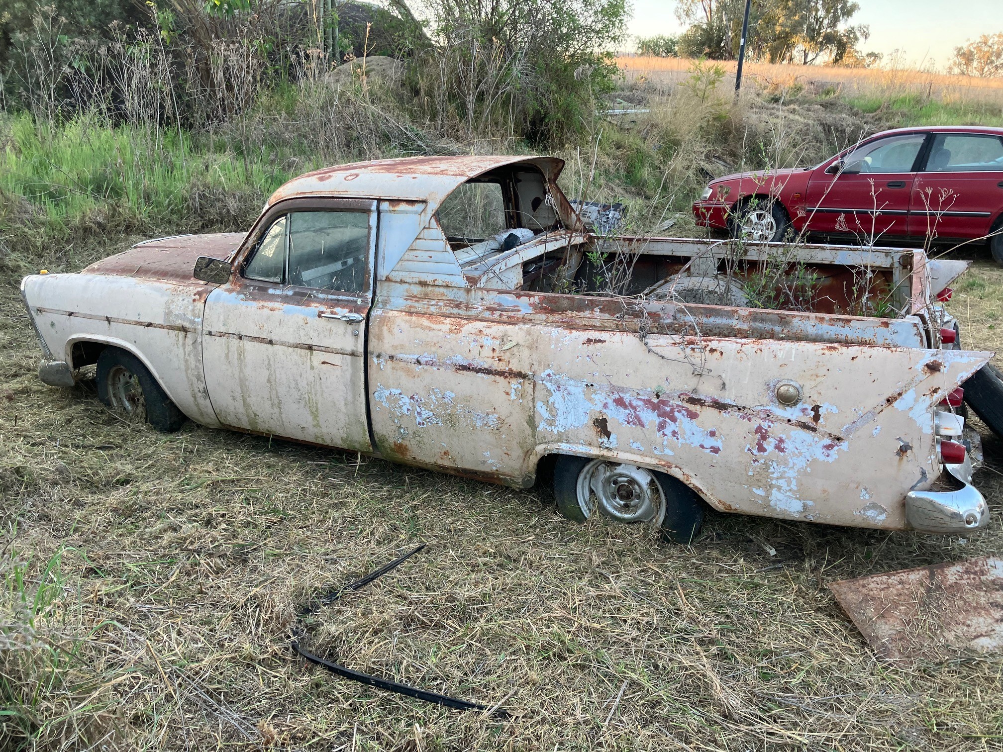 1963 CHRYSLER ROYAL 3 SP MANUAL 4D SEDAN