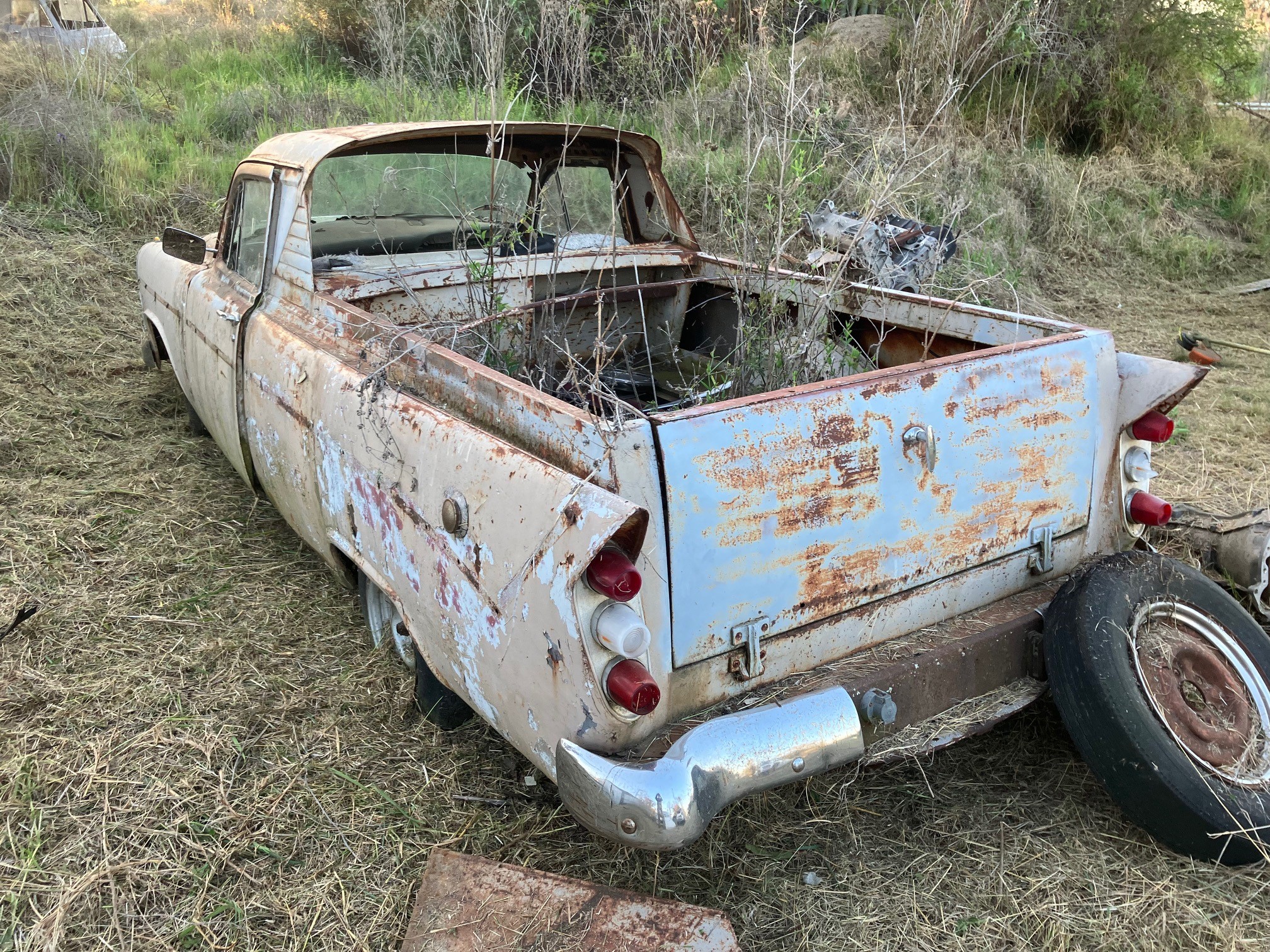 1963 CHRYSLER ROYAL 3 SP MANUAL 4D SEDAN