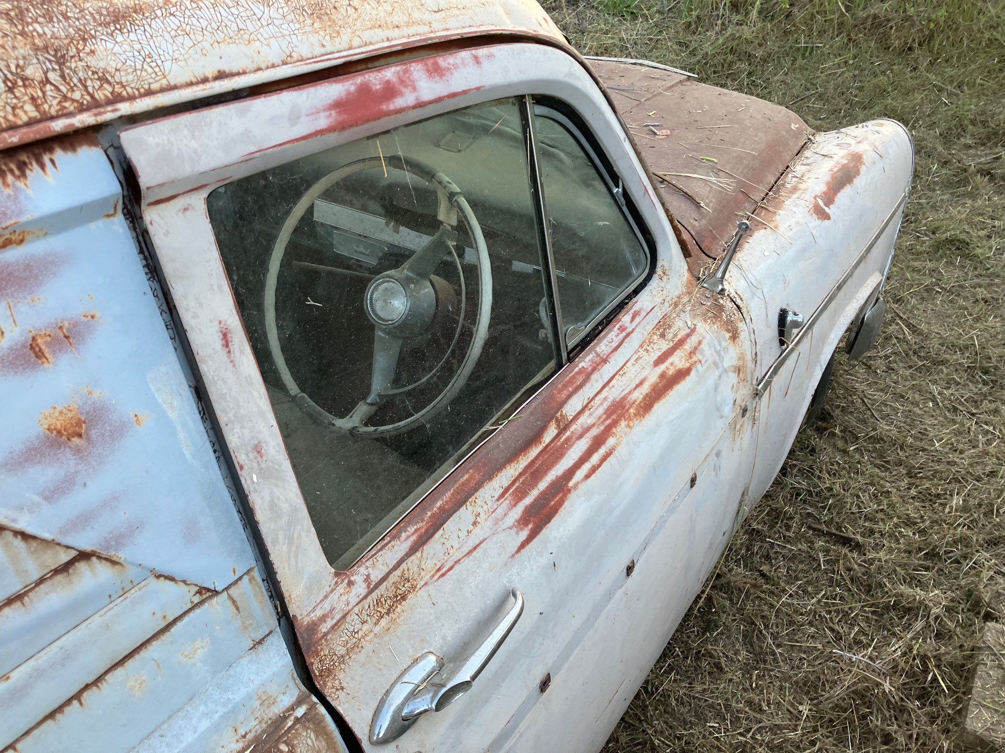 1963 CHRYSLER ROYAL 3 SP MANUAL 4D SEDAN