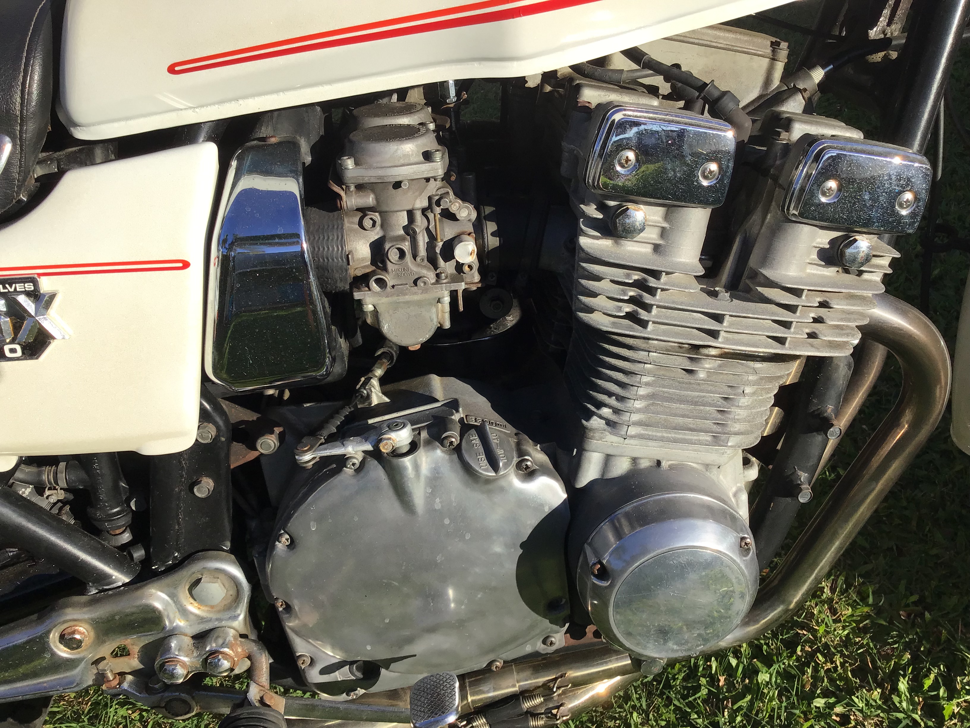 1981 SUZUKI GSX750E ROAD