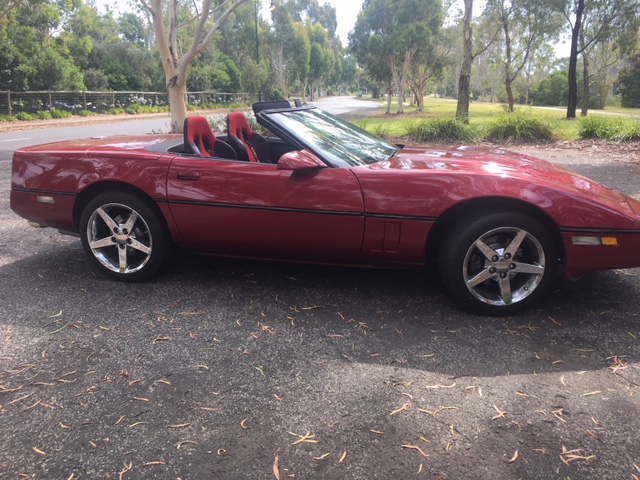 1988 CHEVROLET CORVETTE C4 CONVERTIBLE 