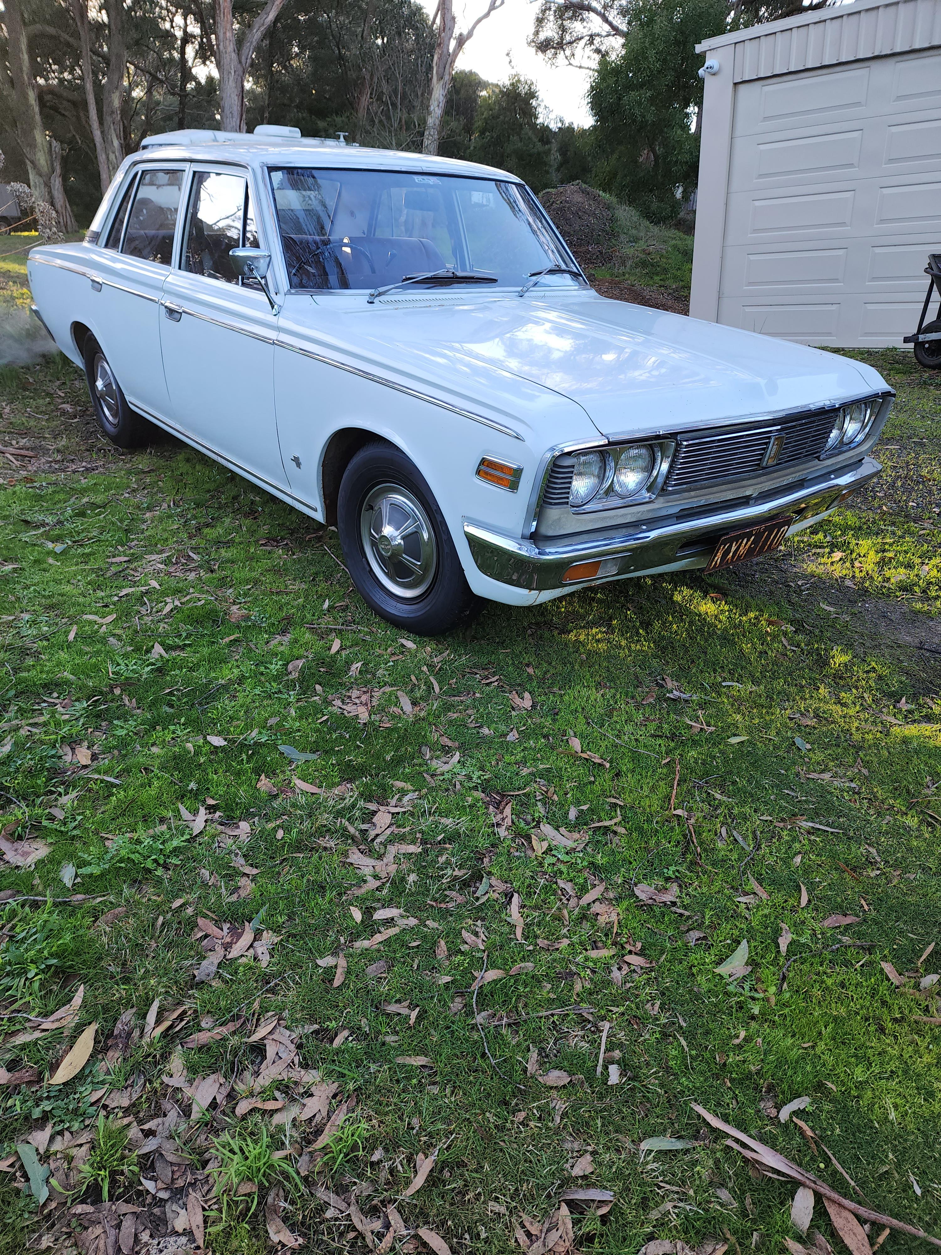 1971 TOYOTA CROWN SEDAN