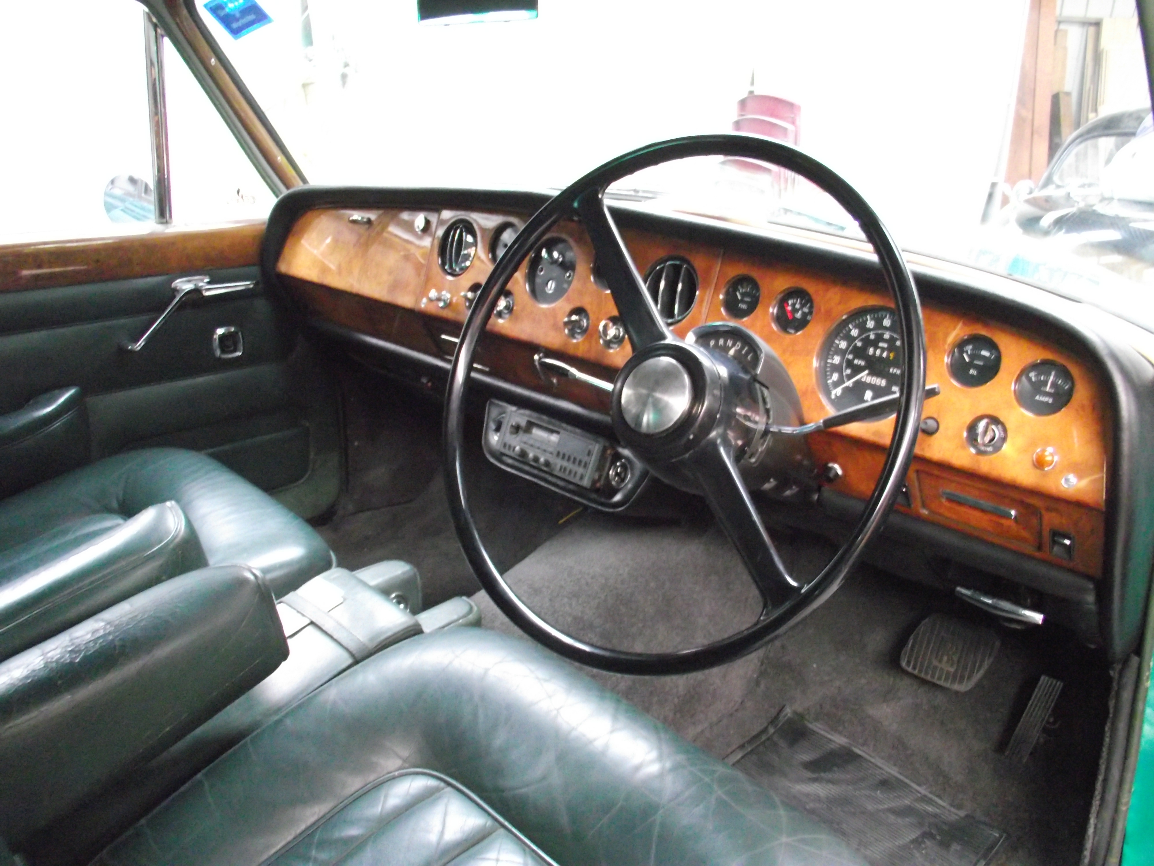 1967 ROLLS-ROYCE SILVER SHADOW 4D SEDAN