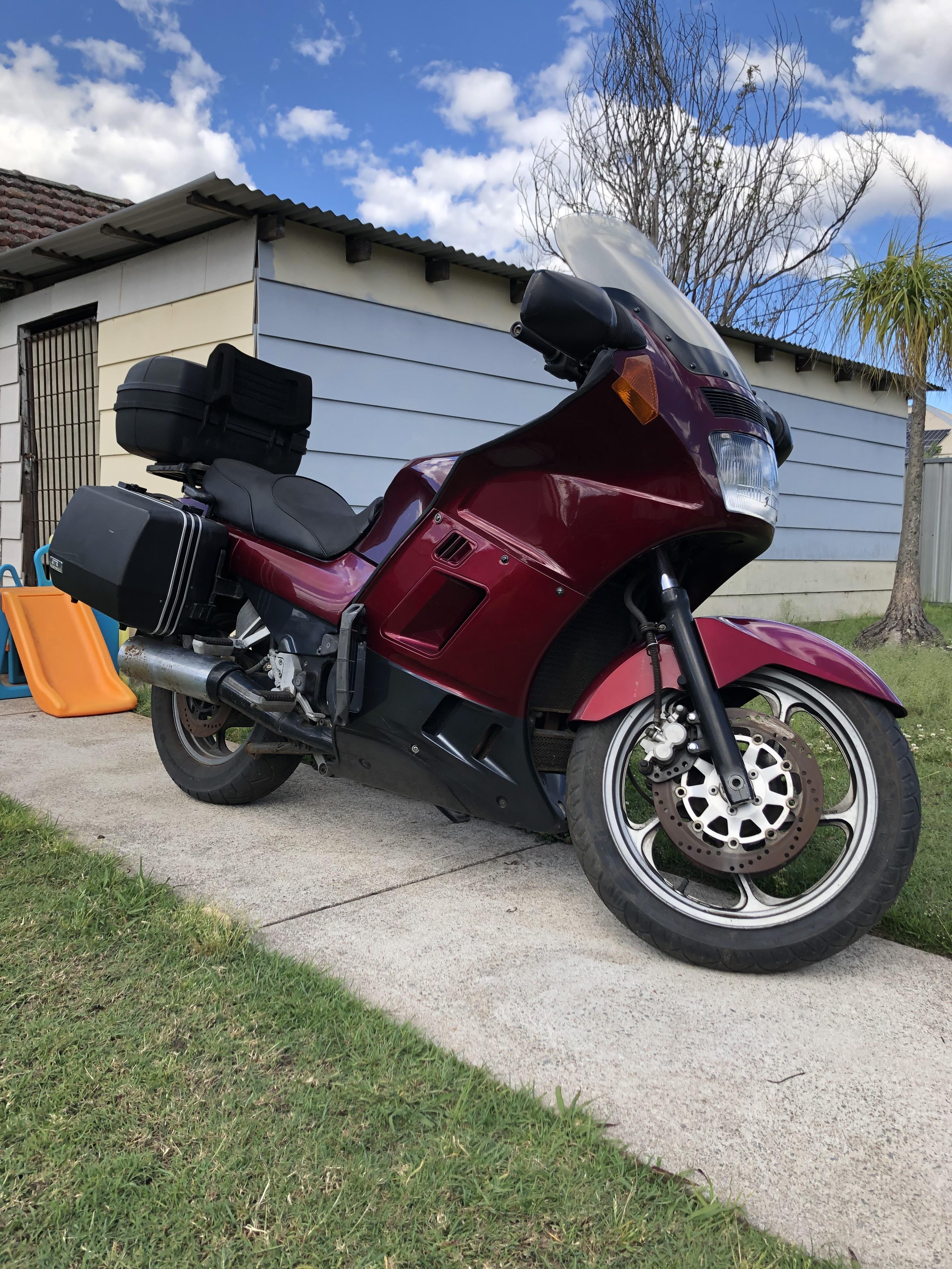 1995 KAWASAKI GTR1000 ROAD