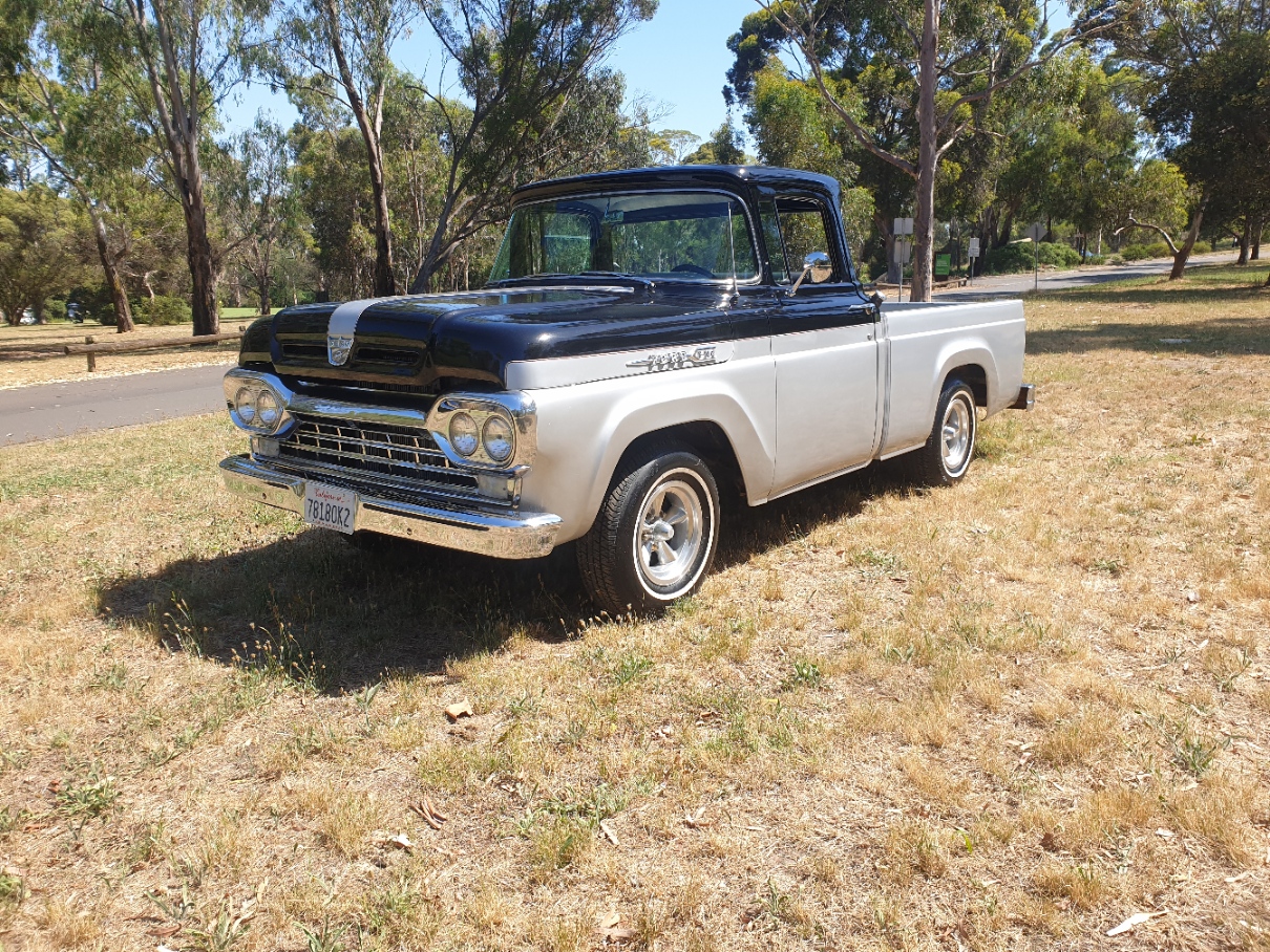 1960 FORD F100 BIG BACK WINDOW PICK UP