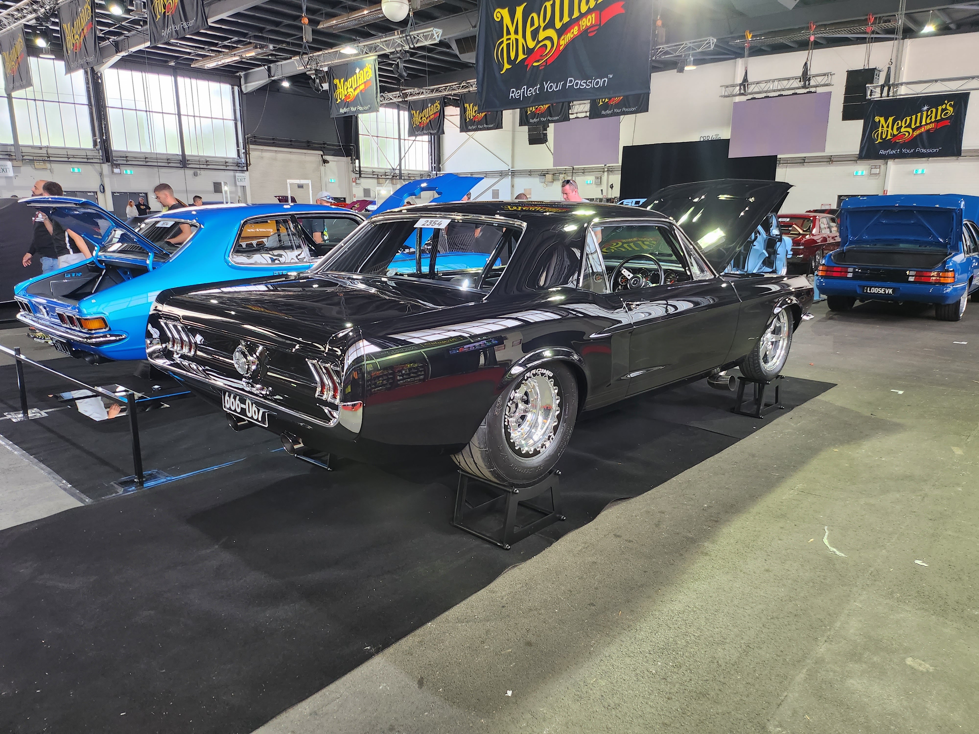 1967 FORD MUSTANG AUTOMATIC COUPE