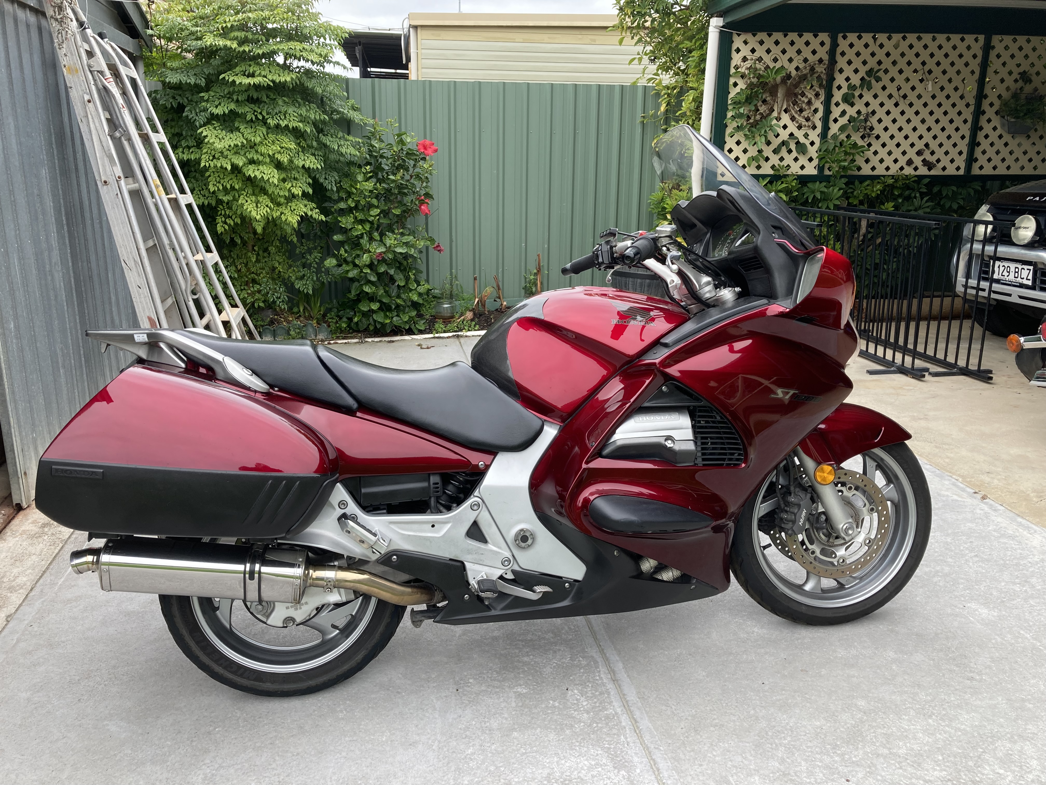 2005 HONDA ST1300 ROAD
