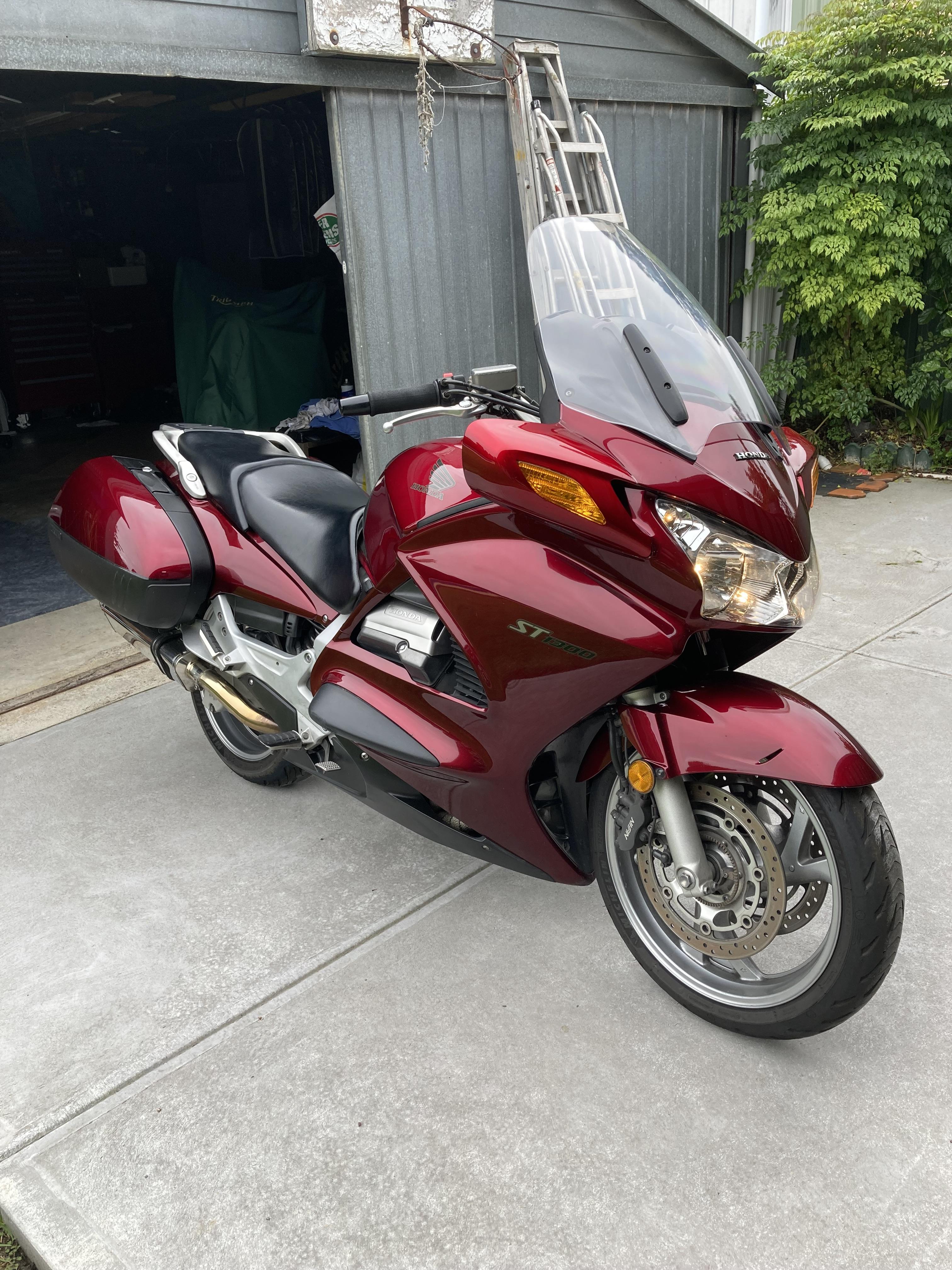 2005 HONDA ST1300 ROAD