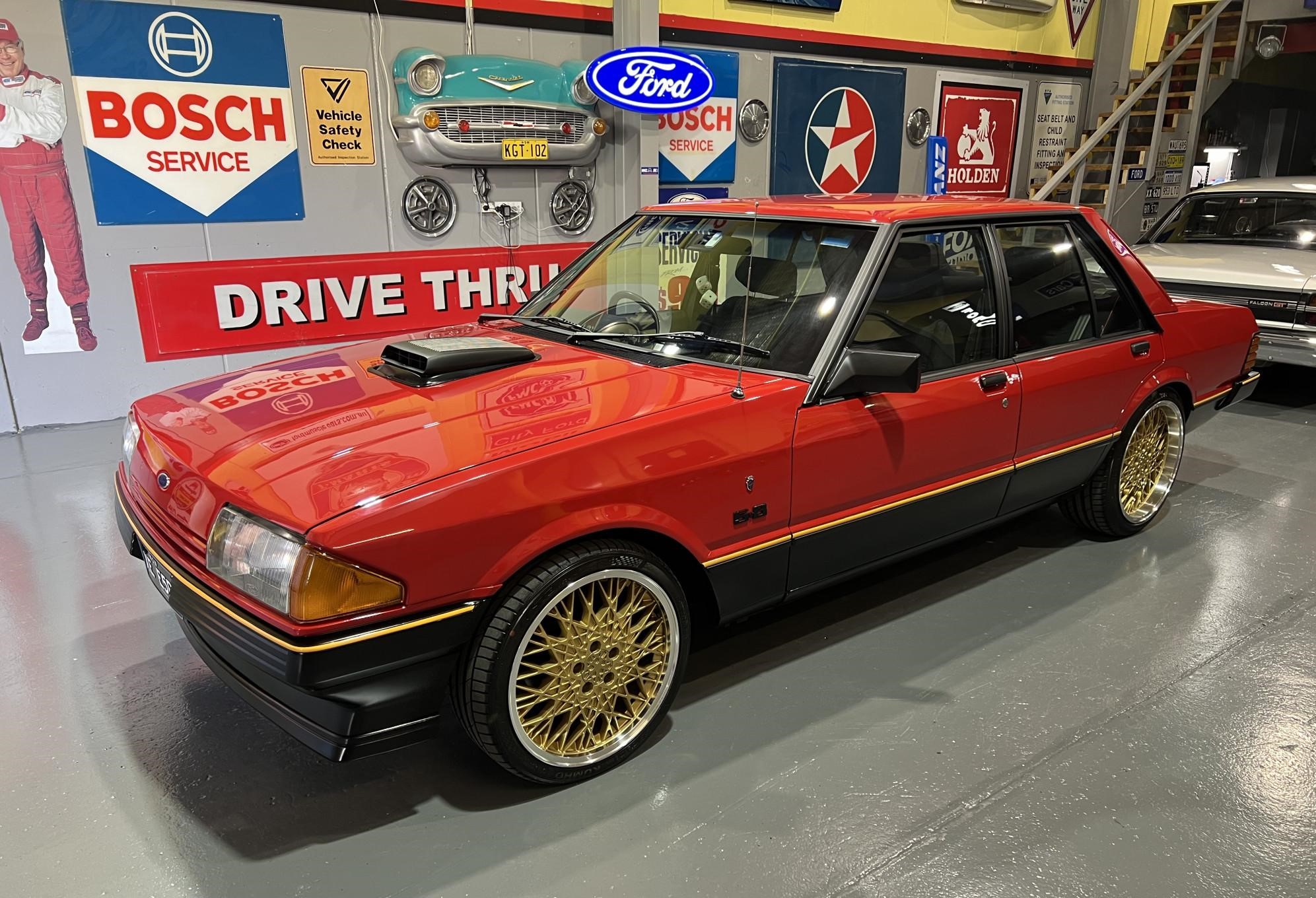 1982 FORD FAIRMONT XE GHIA ESP TRIBUTE SEDAN