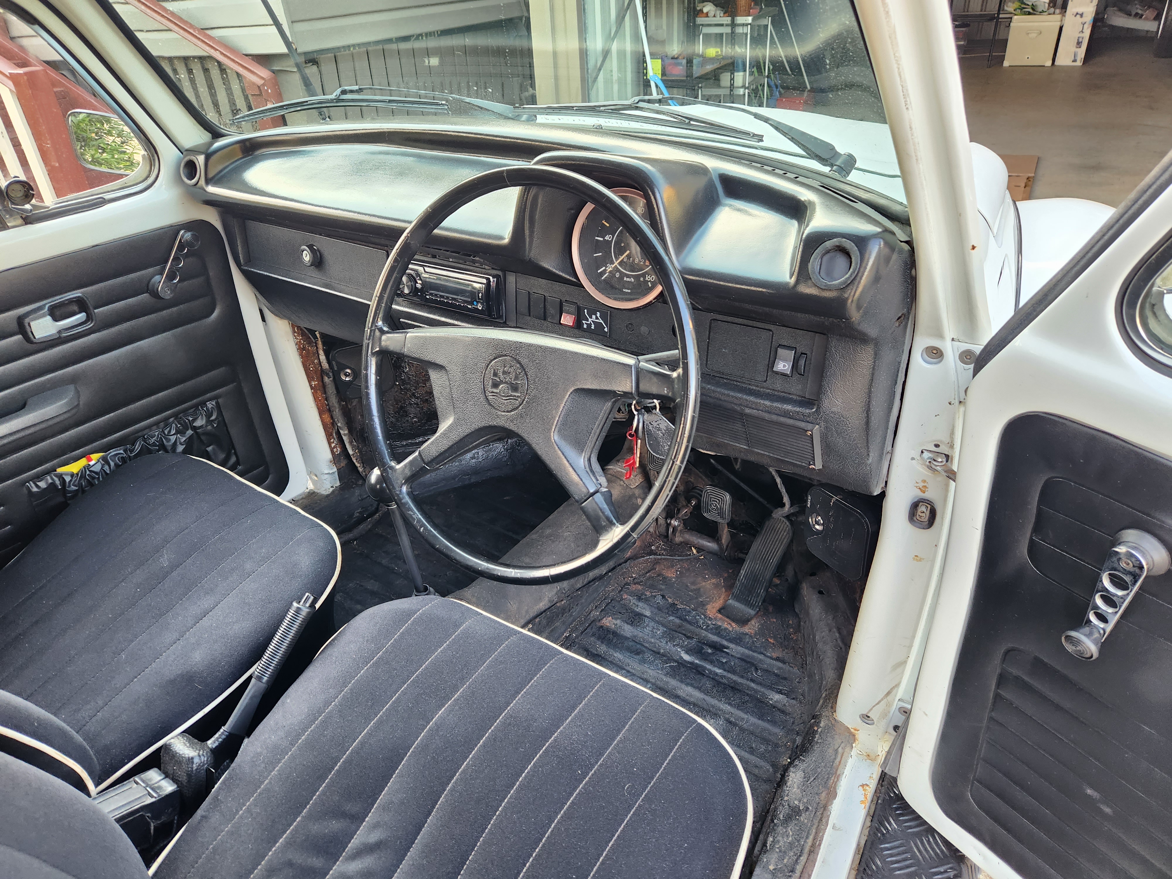 1973 VOLKSWAGEN BEETLE CONVERTIBLE