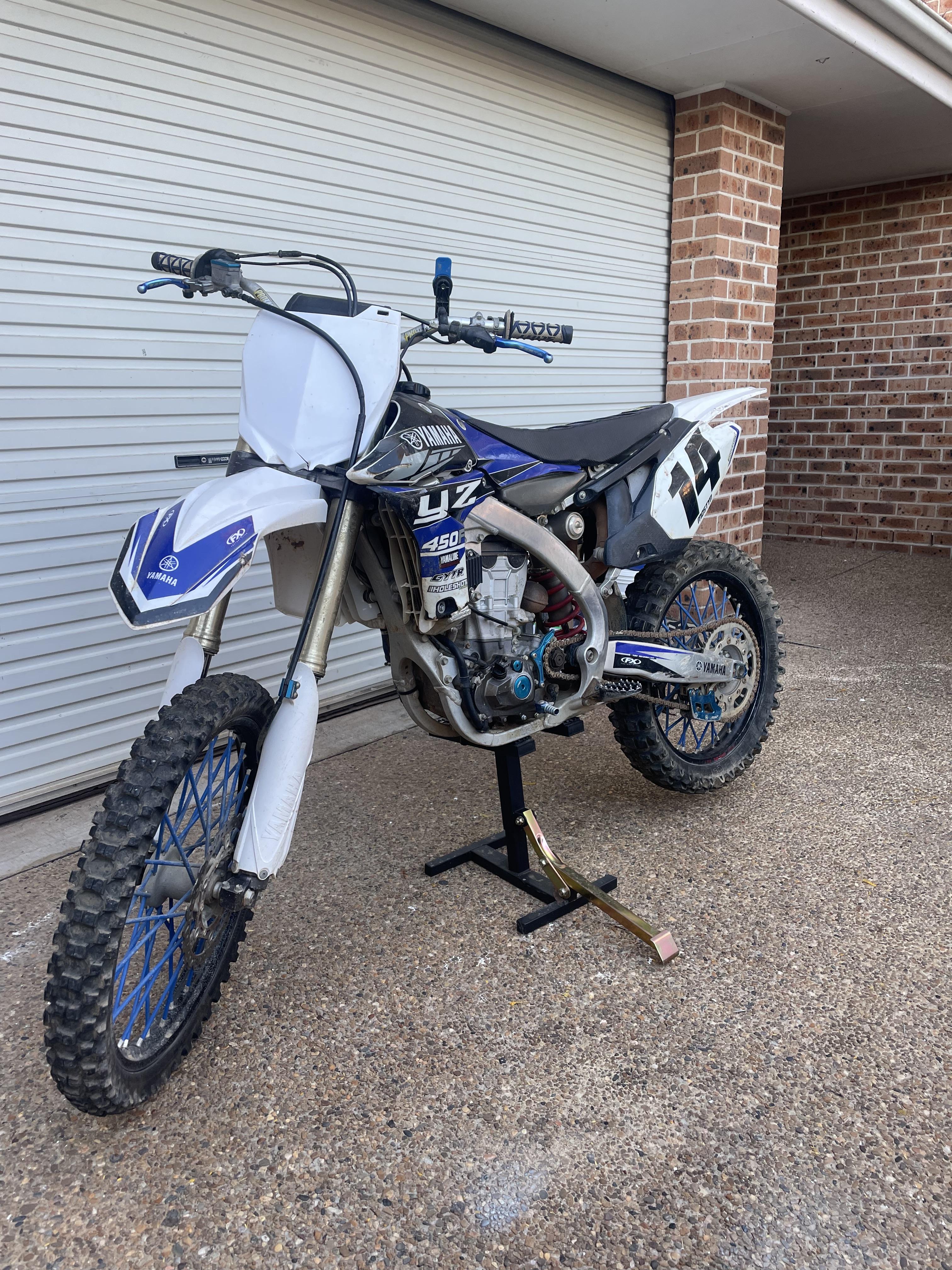 2013 YAMAHA YZ450F MOTOCROSS 