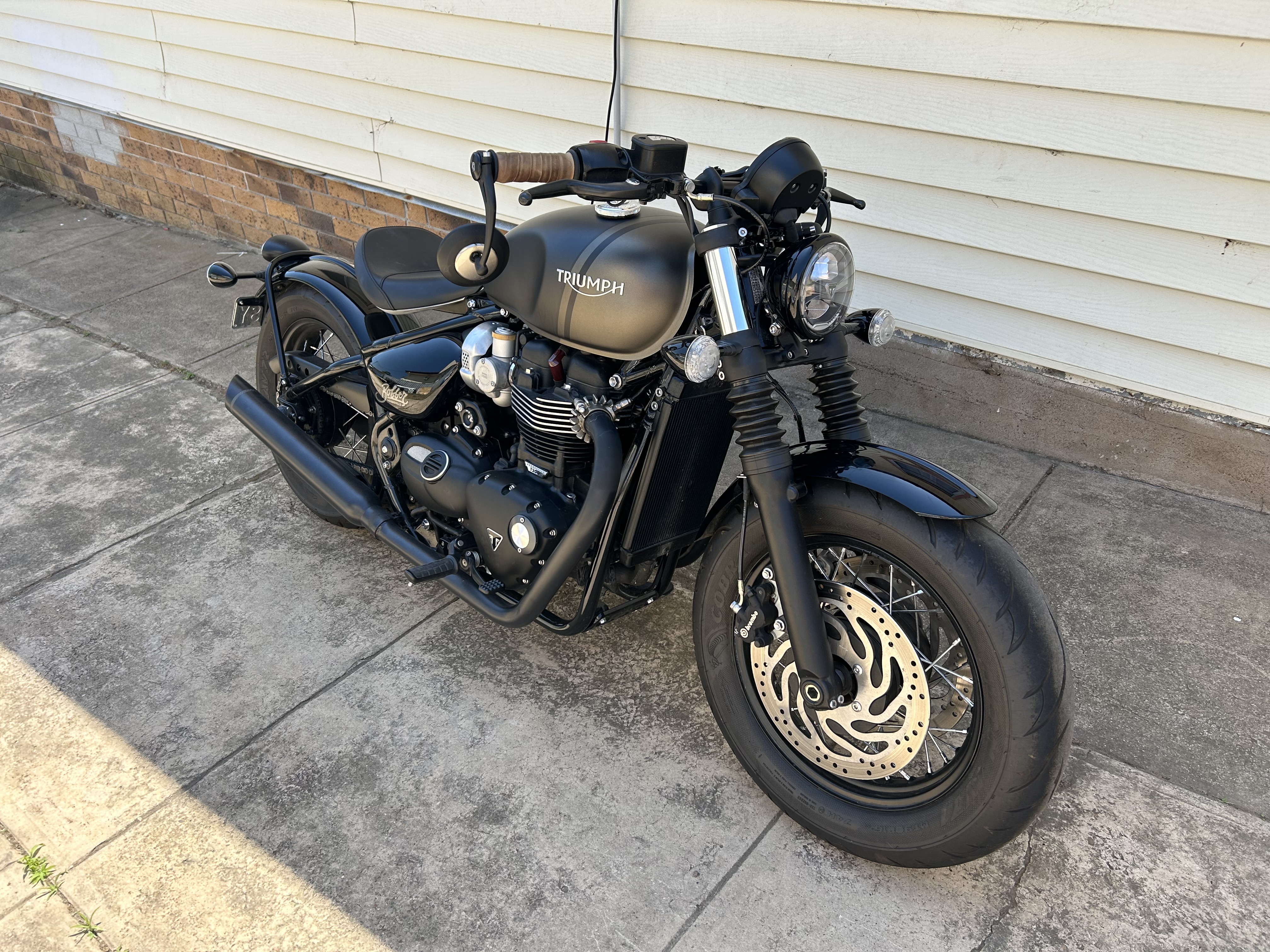 2021 TRIUMPH BONNEVILLE BOBBER ROAD