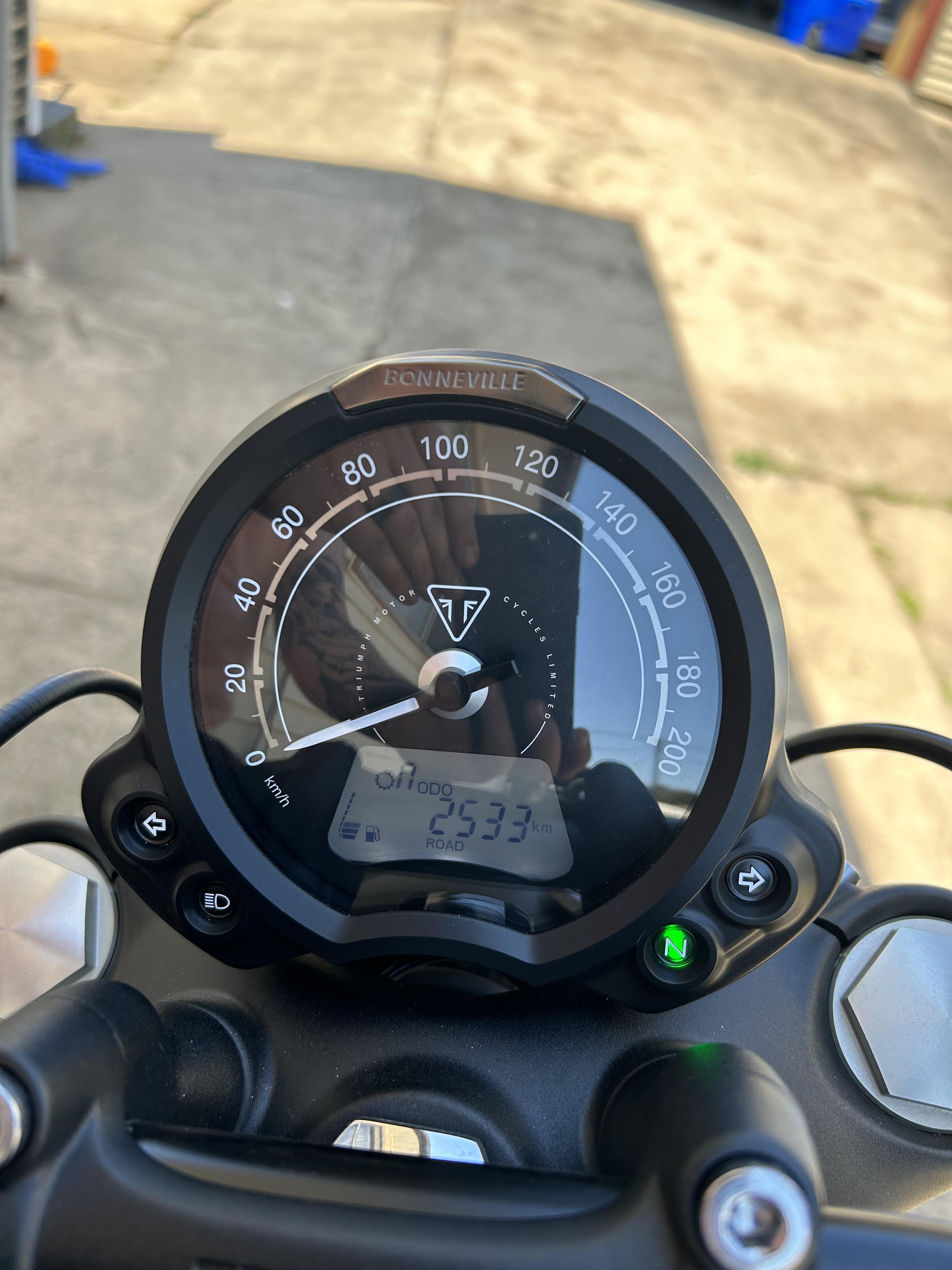 2021 TRIUMPH BONNEVILLE BOBBER ROAD