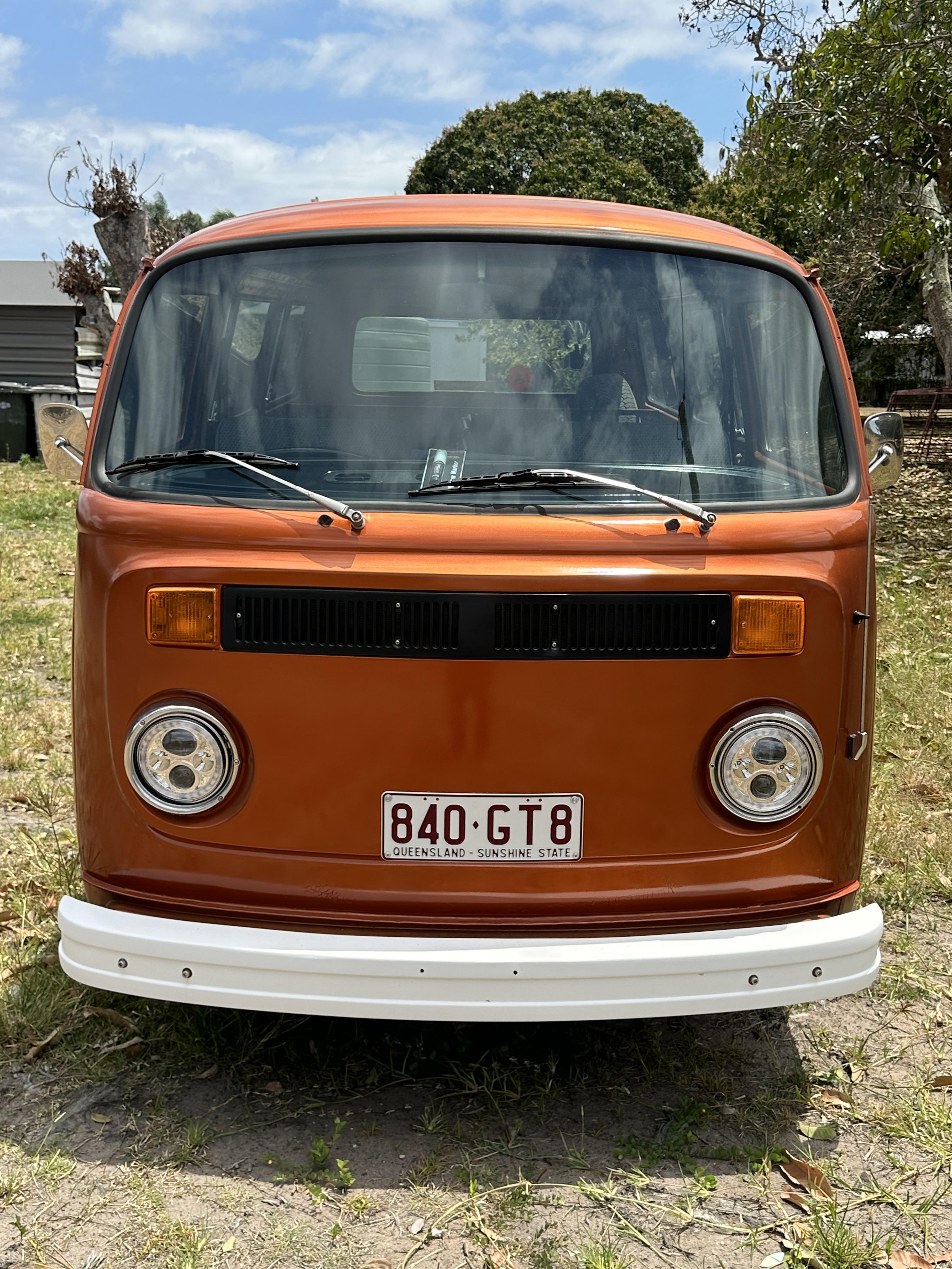 1973 VOLKSWAGEN KOMBI 4 SP MANUAL VAN