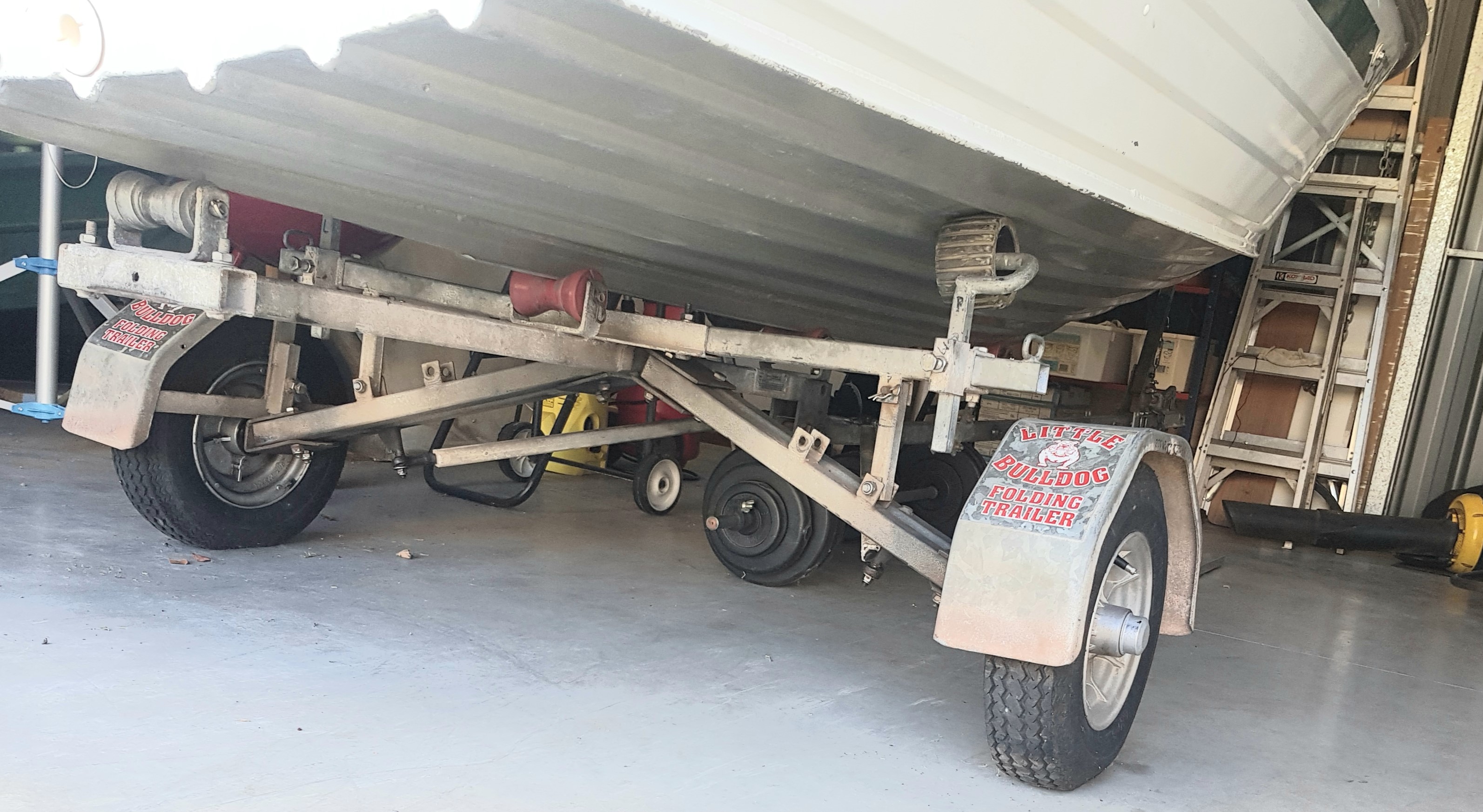 LITTLE BULLDOG FOLDING BOAT TRAILER