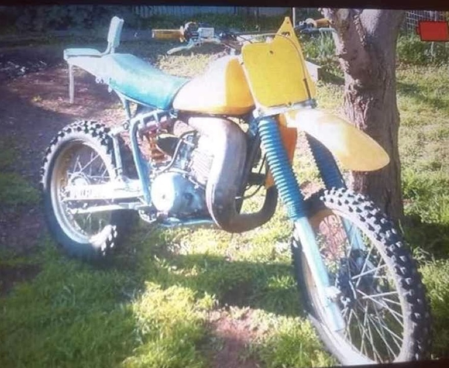 1985 SUZUKI RM500 MOTOCROSS 