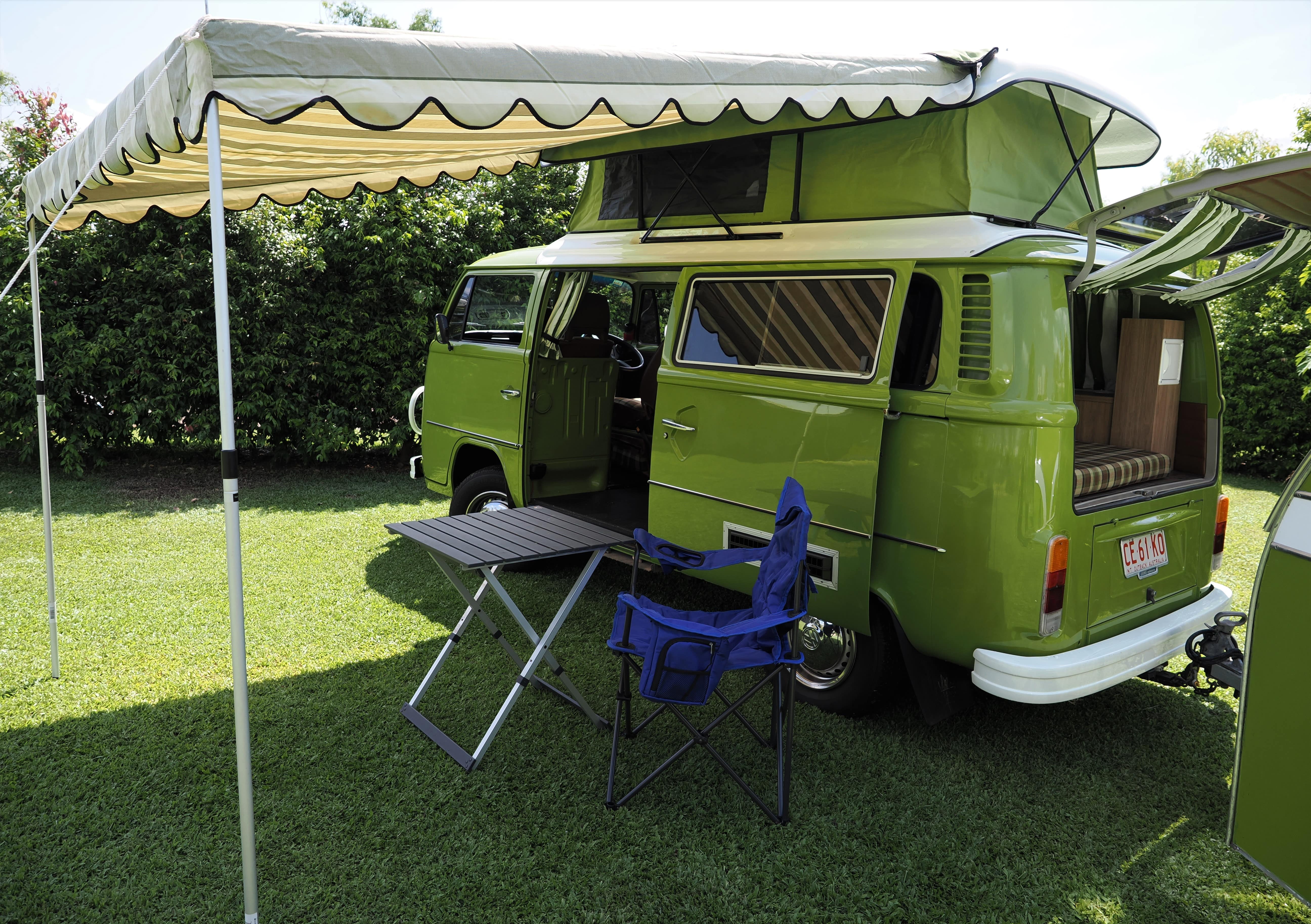 1977 VOLKSWAGEN KOMBI 4 SP MANUAL VAN