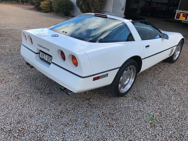 1989 CHEVROLET CORVETTE C4 COUPE