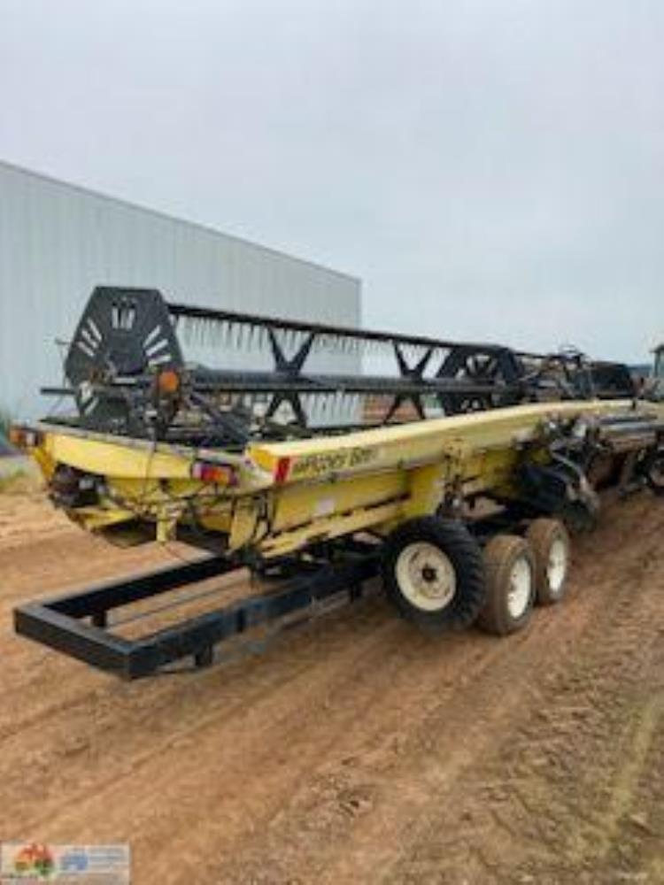 Honey Bee 36ft Draper Front