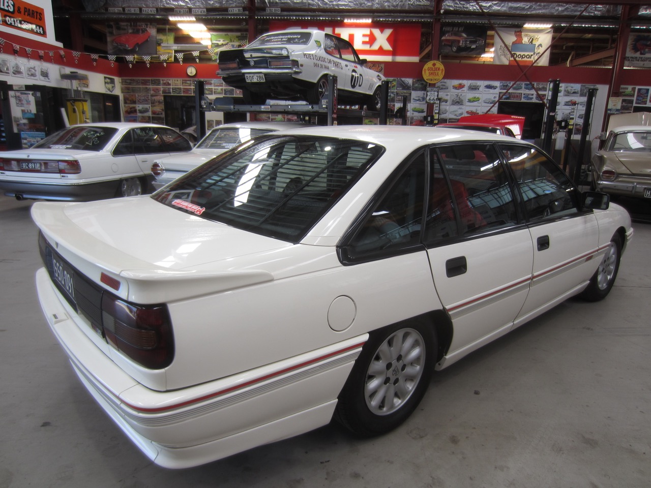 1991 HOLDEN COMMODORE VN SS SEDAN