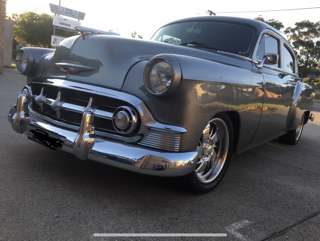 1953 CHEVROLET SEDAN