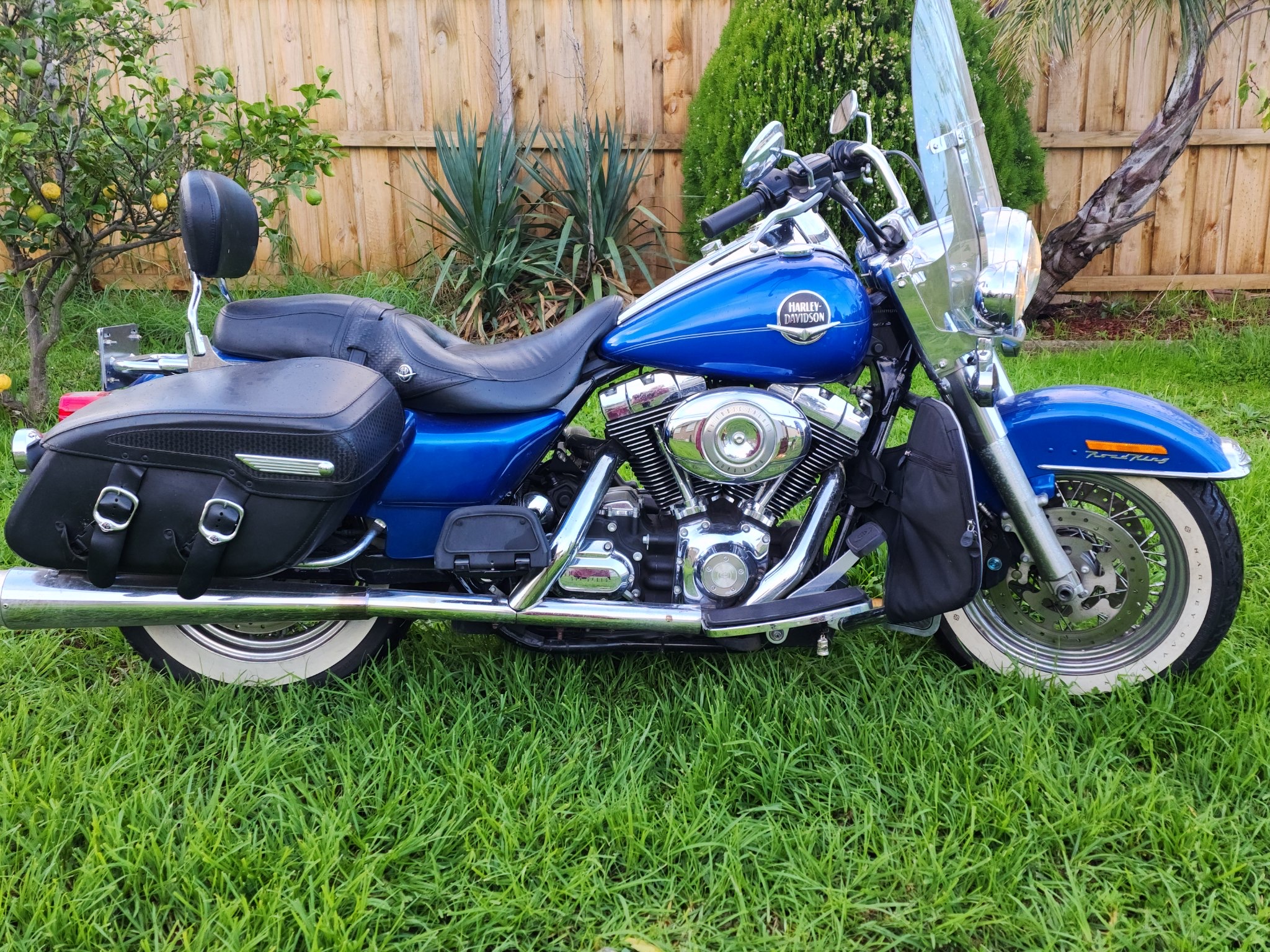 2008 HARLEY-DAVIDSON FLHRC ROAD KING CLASSIC CRUISER 