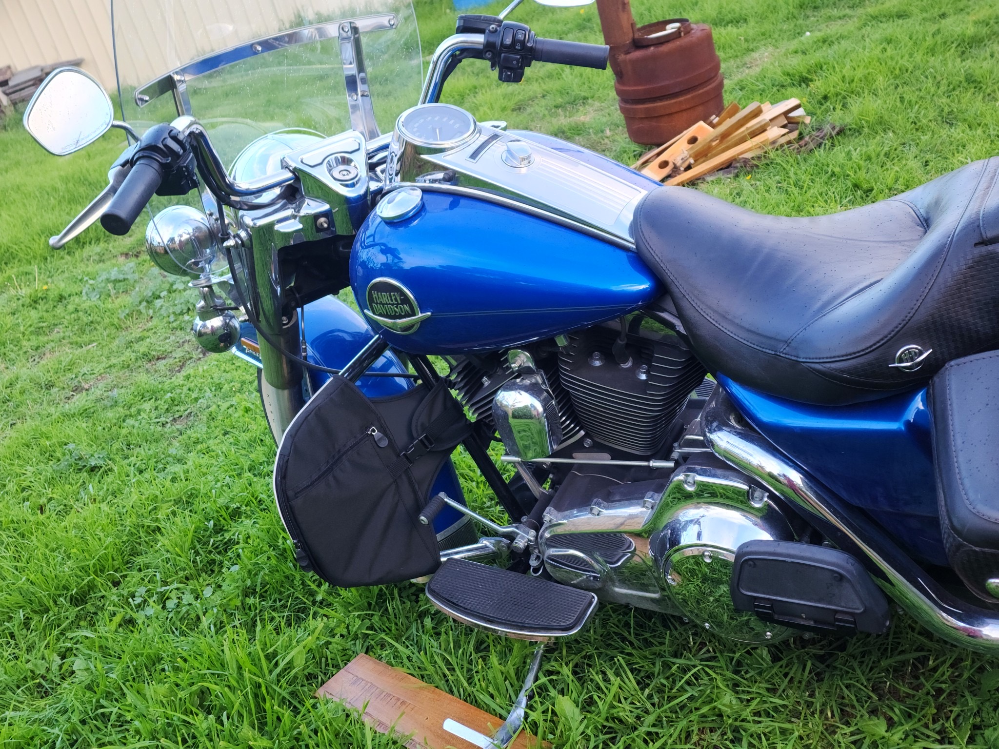 2008 HARLEY-DAVIDSON FLHRC ROAD KING CLASSIC CRUISER 
