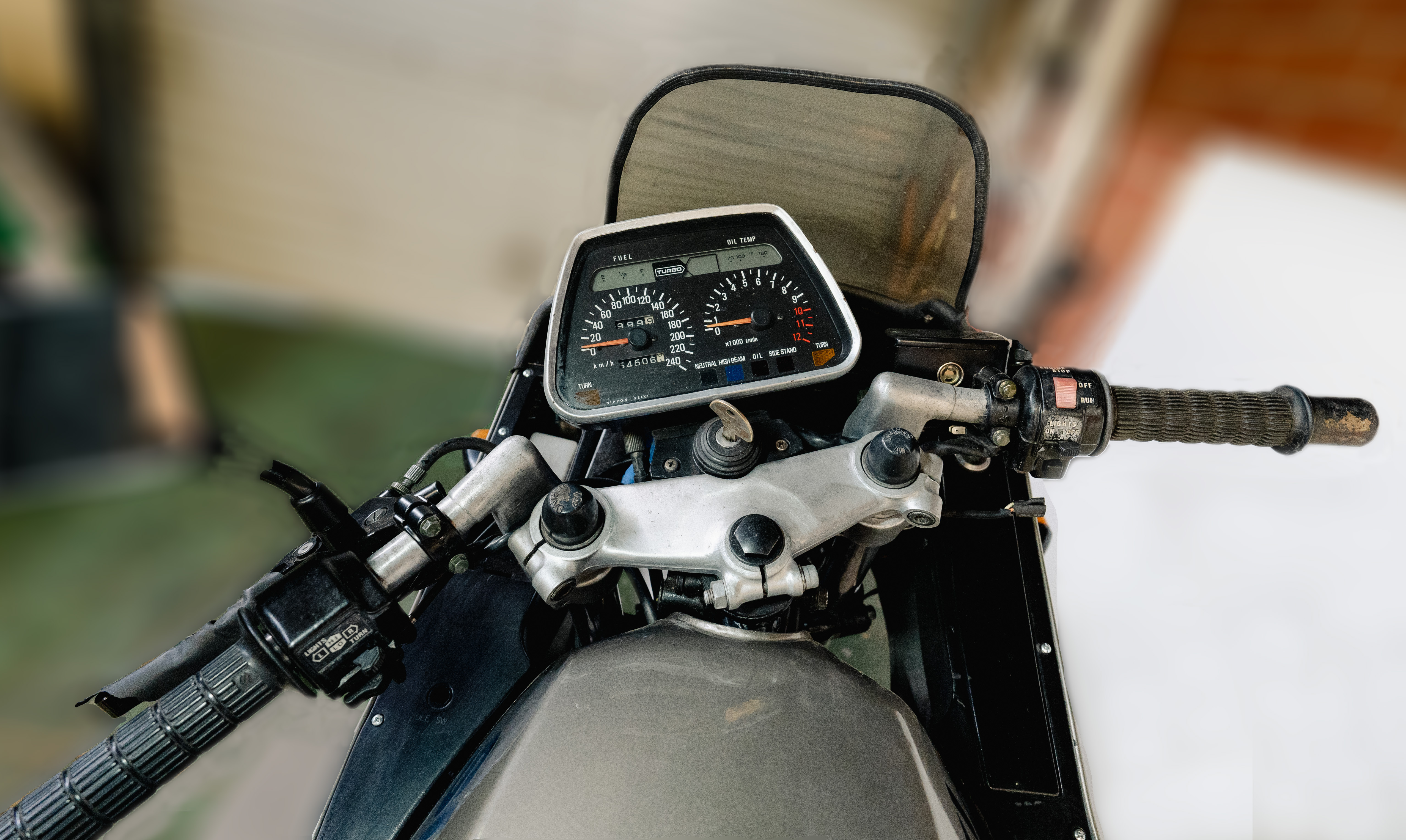 1983 SUZUKI XN85D ROAD