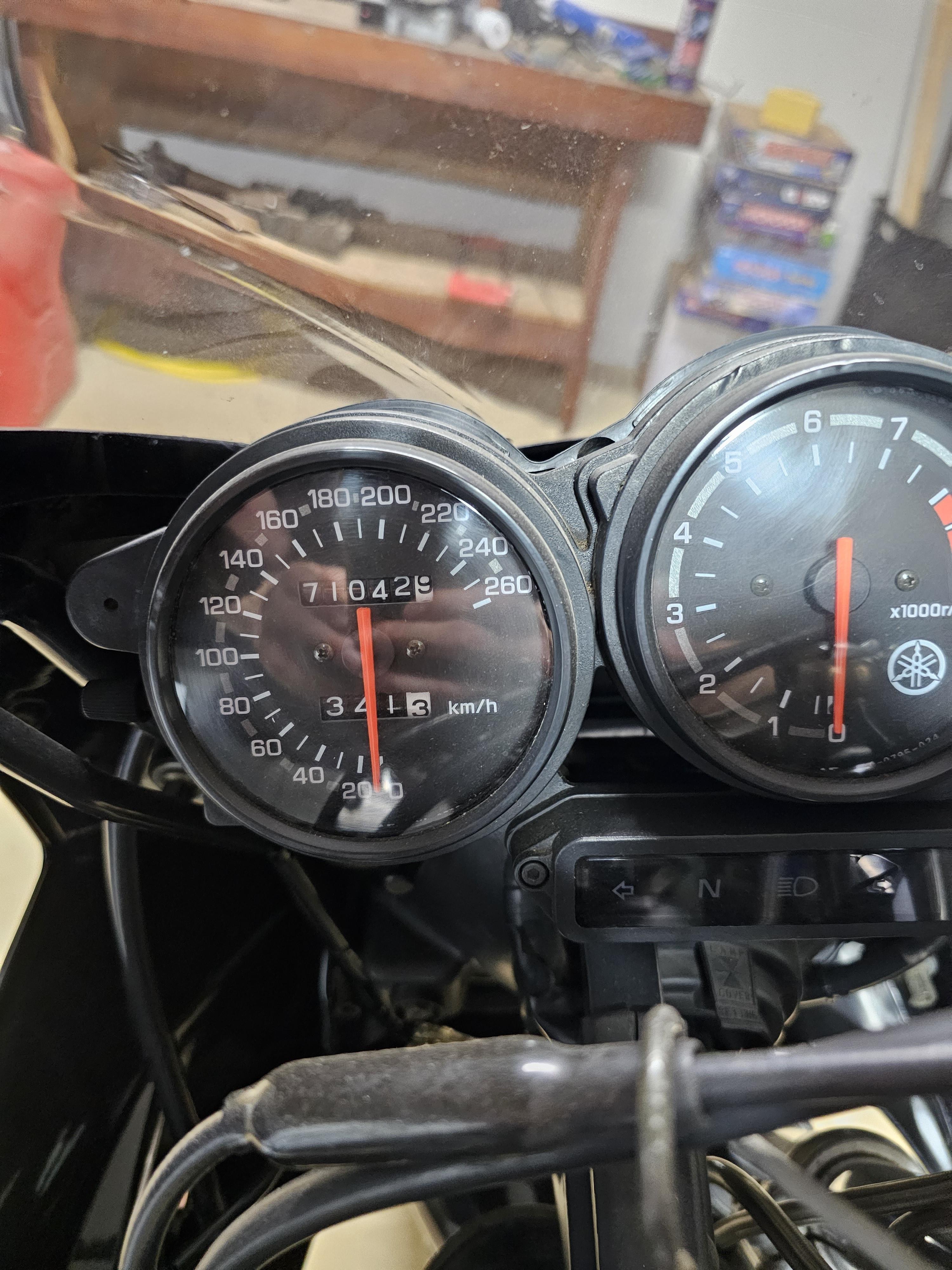 1999 YAMAHA TRX850 SPORTS