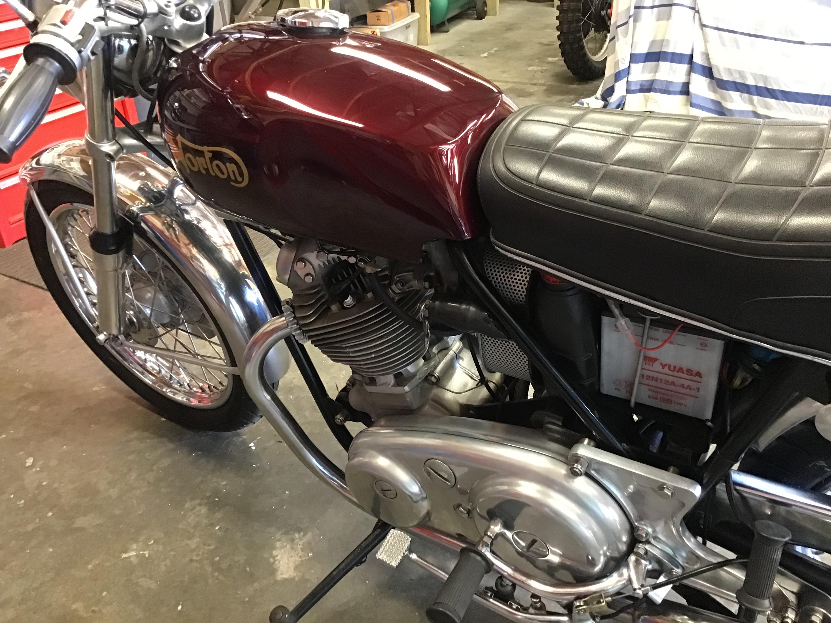 1972 NORTON COMMANDO 750 ROAD