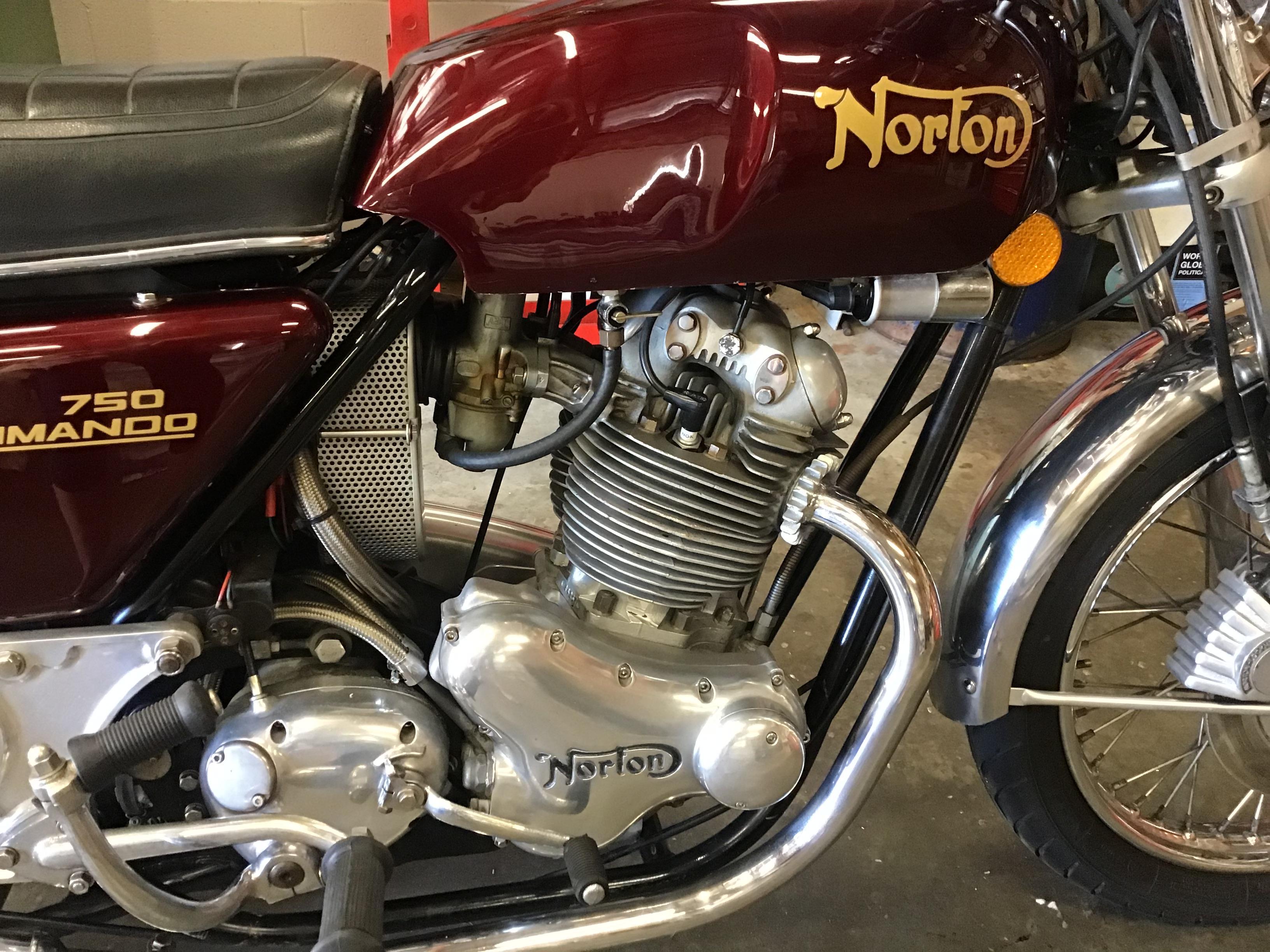 1972 NORTON COMMANDO 750 ROAD