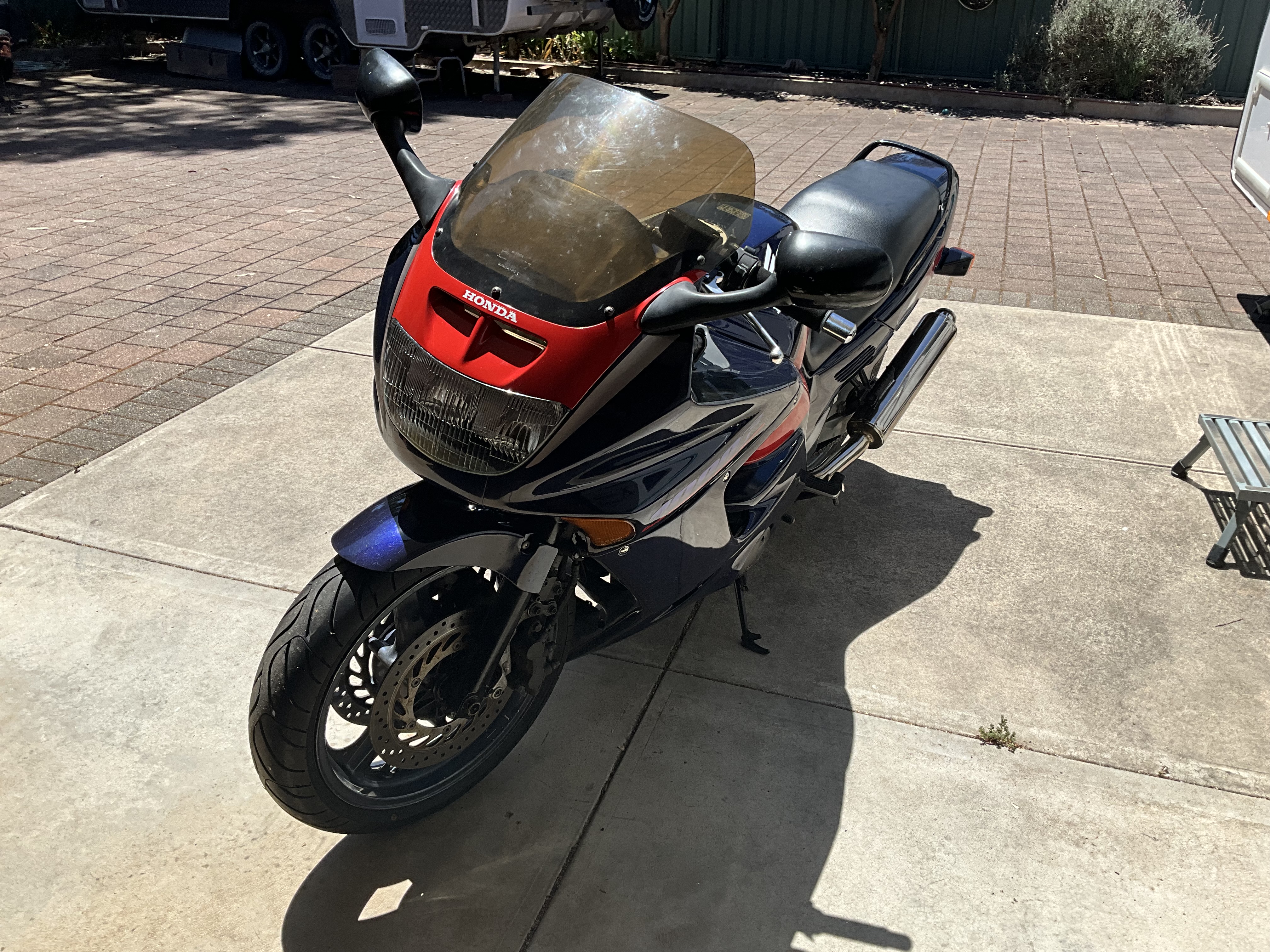 1993 HONDA CBR1000F ROAD