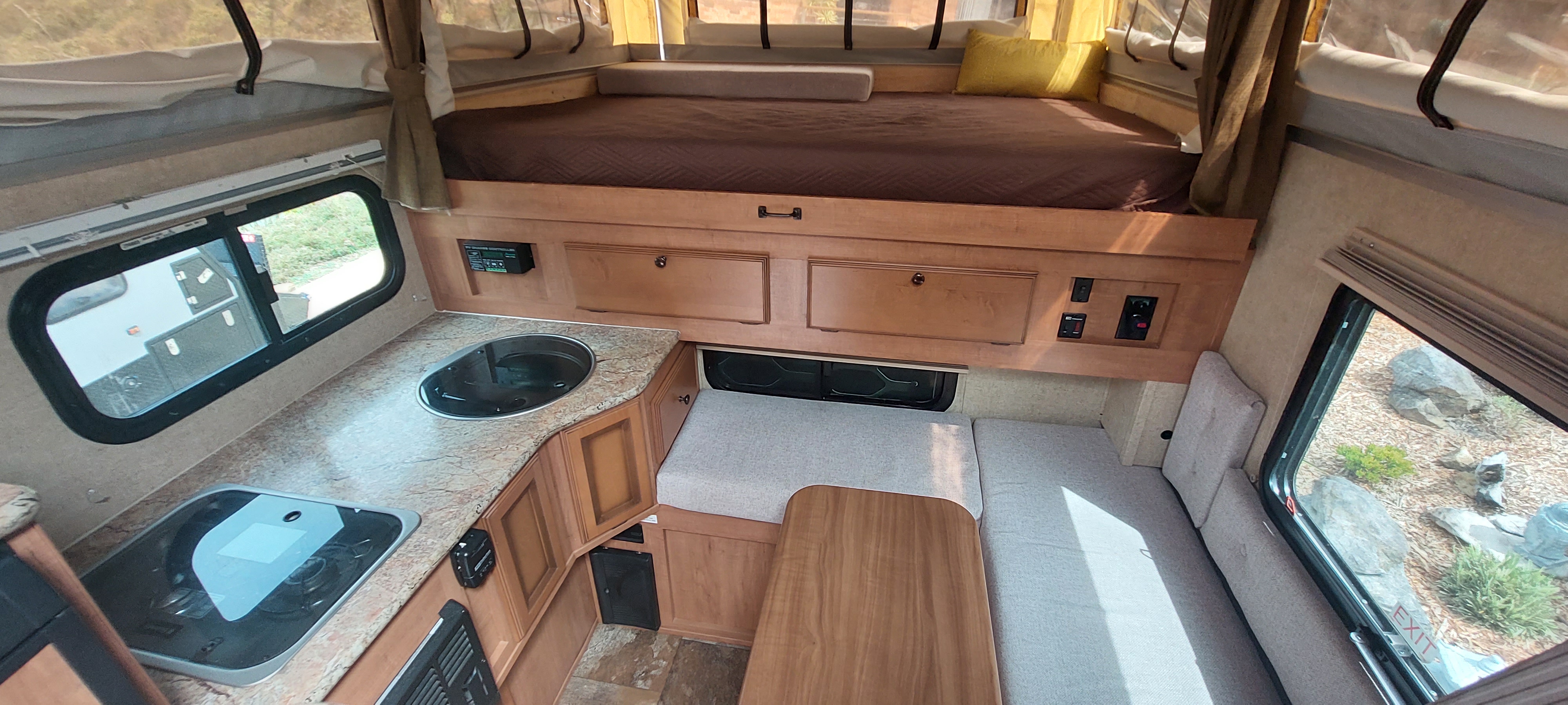 2017 IVECO DAILY 4X4 EXPEDITION CAMPER