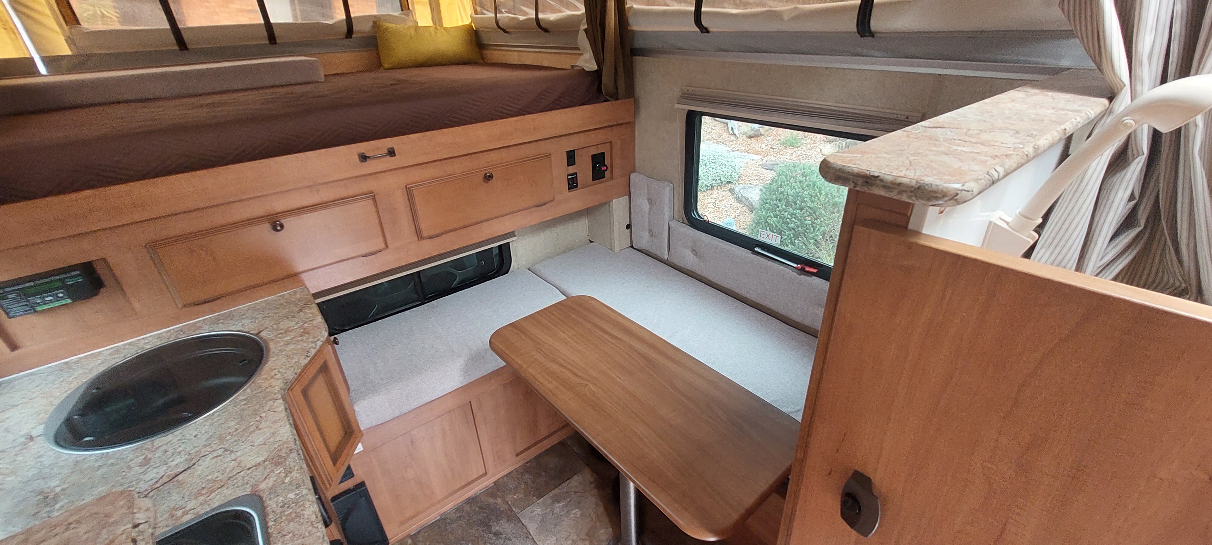 2017 IVECO DAILY 4X4 EXPEDITION CAMPER
