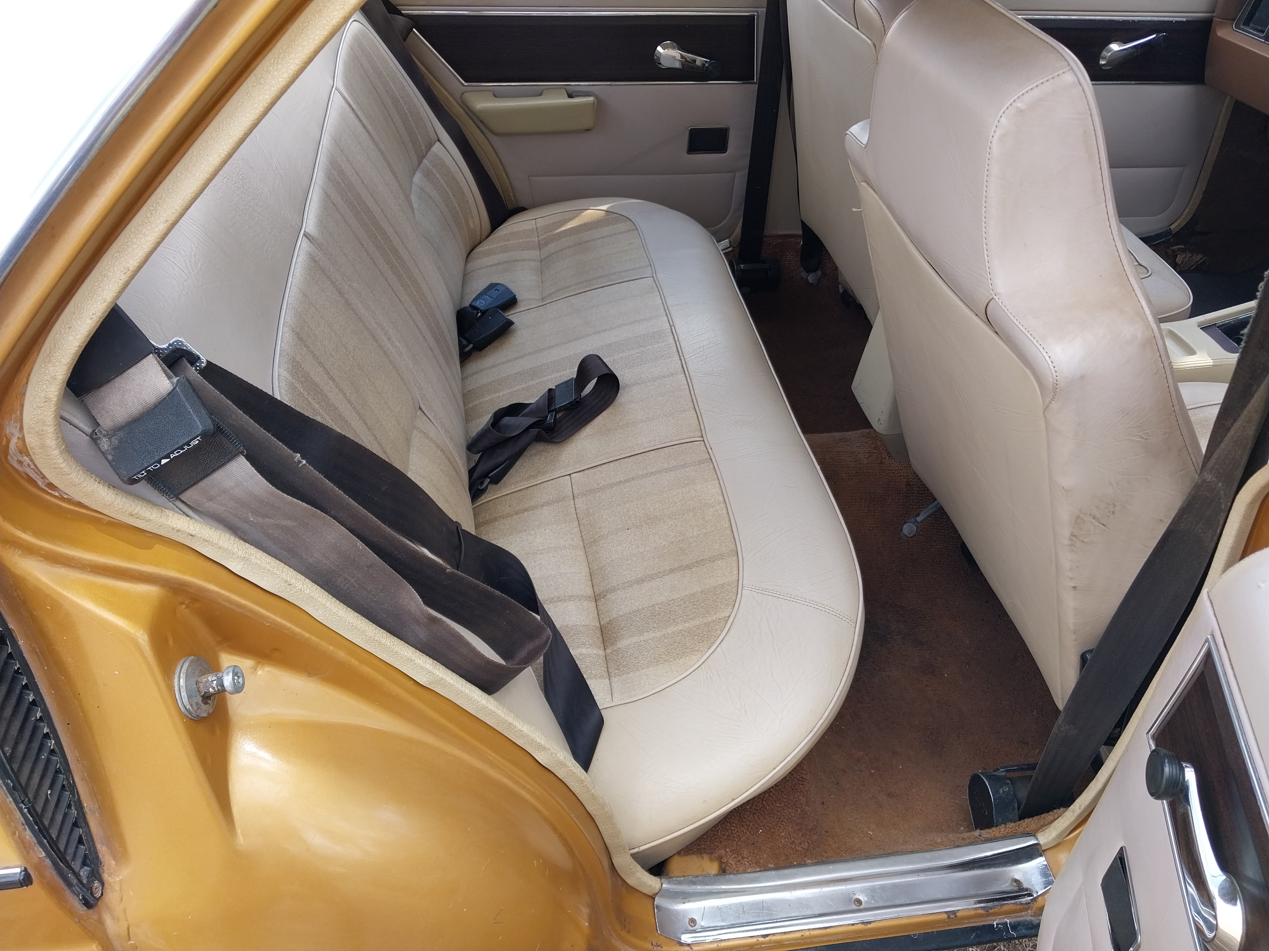 1975 HOLDEN TORANA LH SL SEDAN