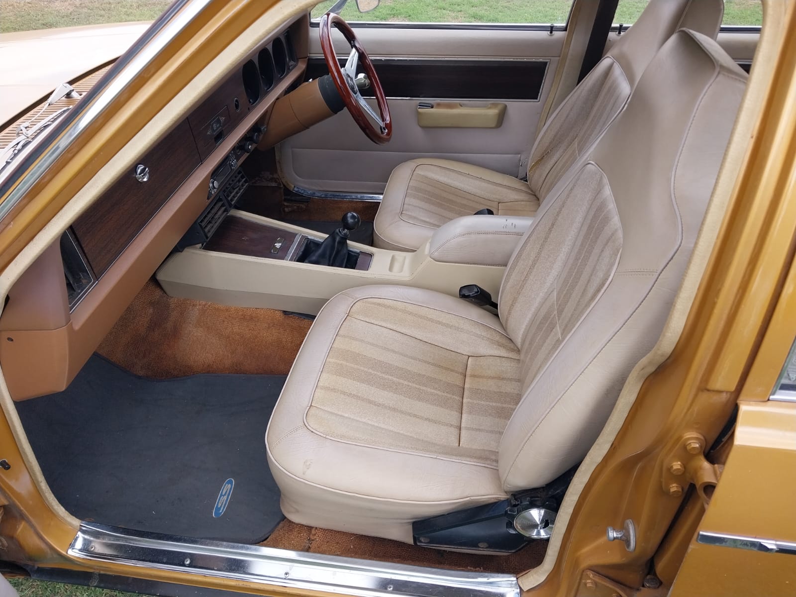 1975 HOLDEN TORANA LH SL SEDAN