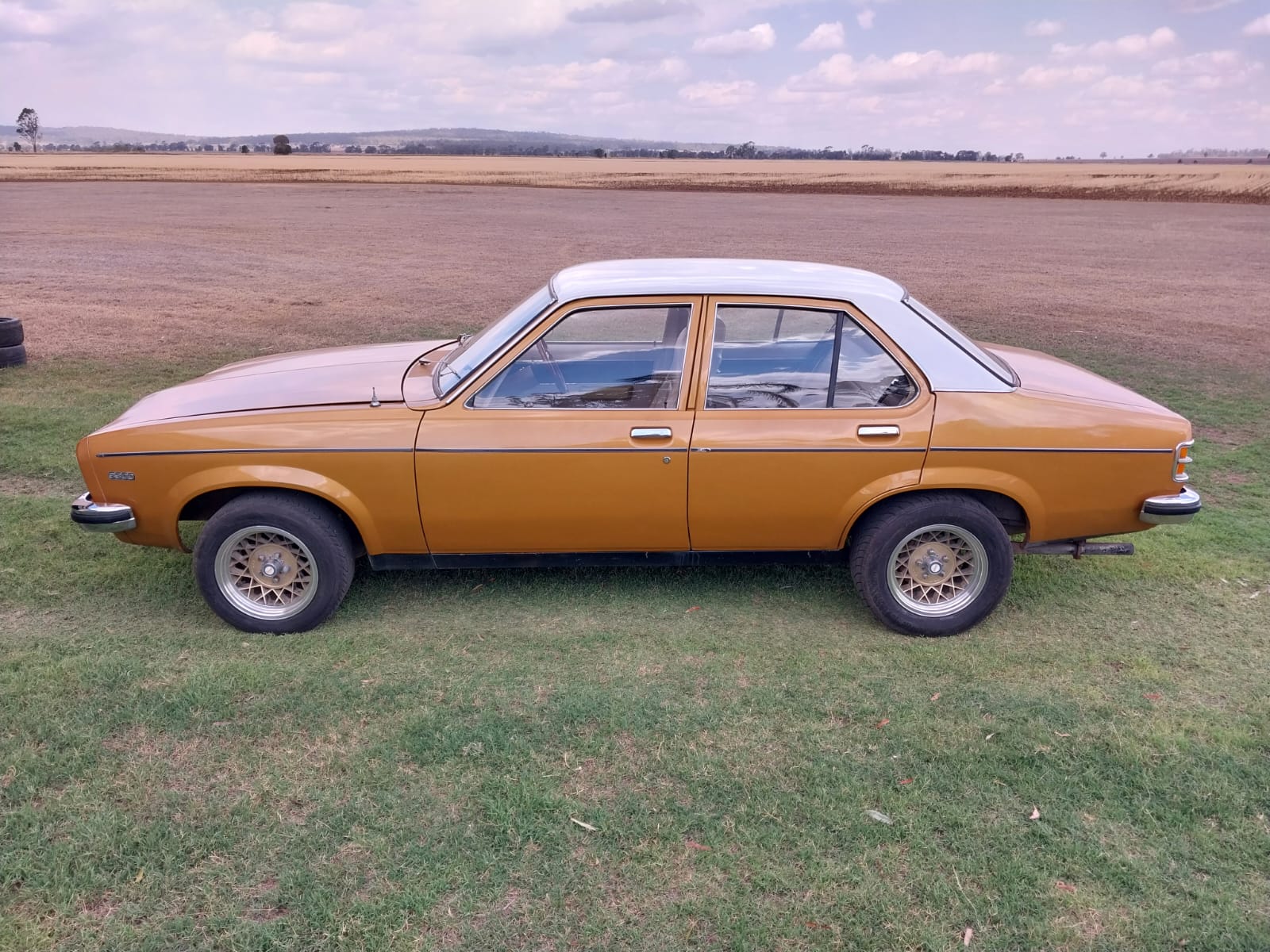 1975 HOLDEN TORANA LH SL SEDAN