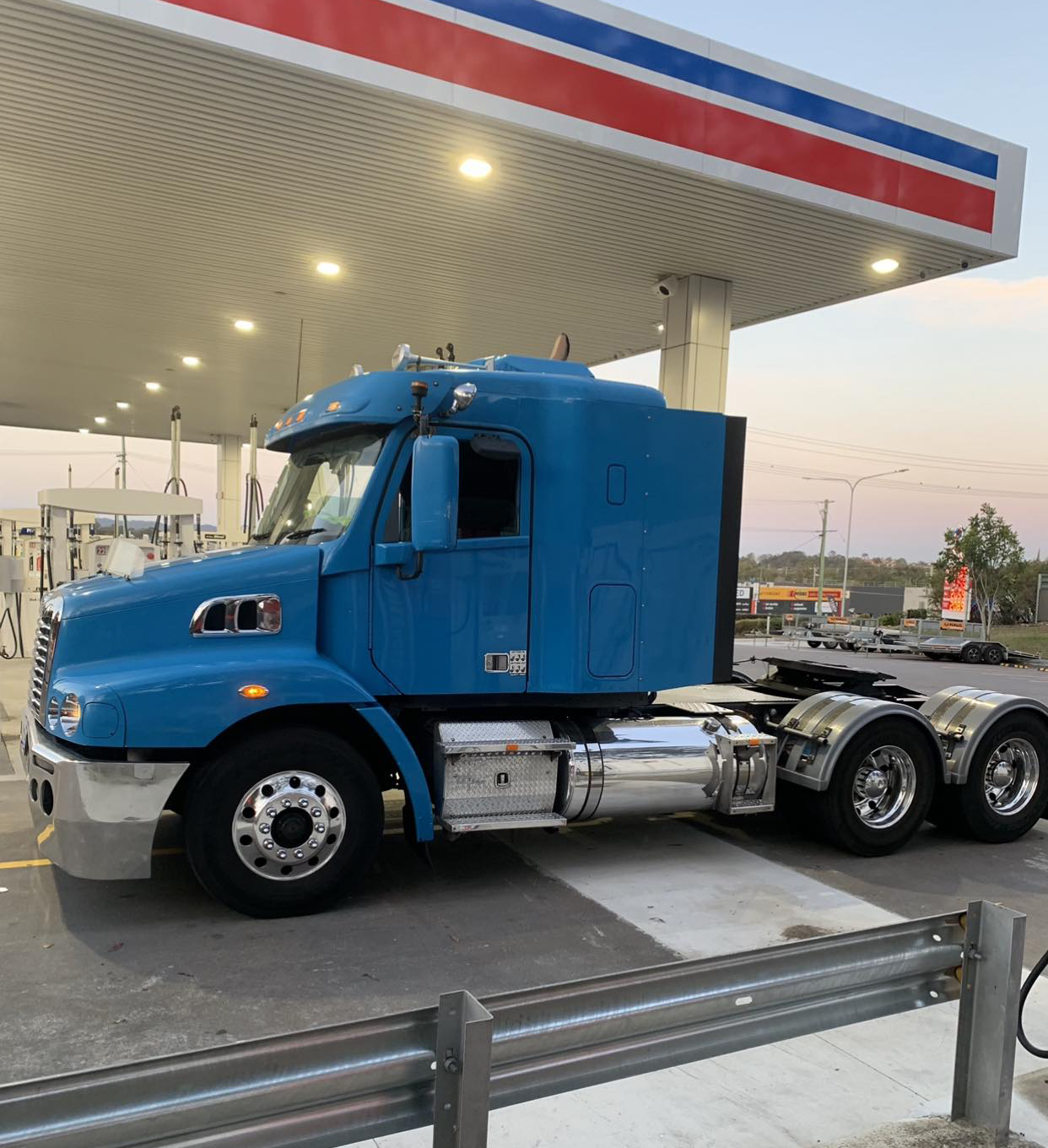 2014 FREIGHTLINER COLUMBIA CL112 18 SP MANUAL C/CHAS