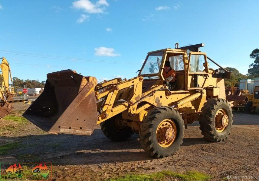 CASE W10E LOADER