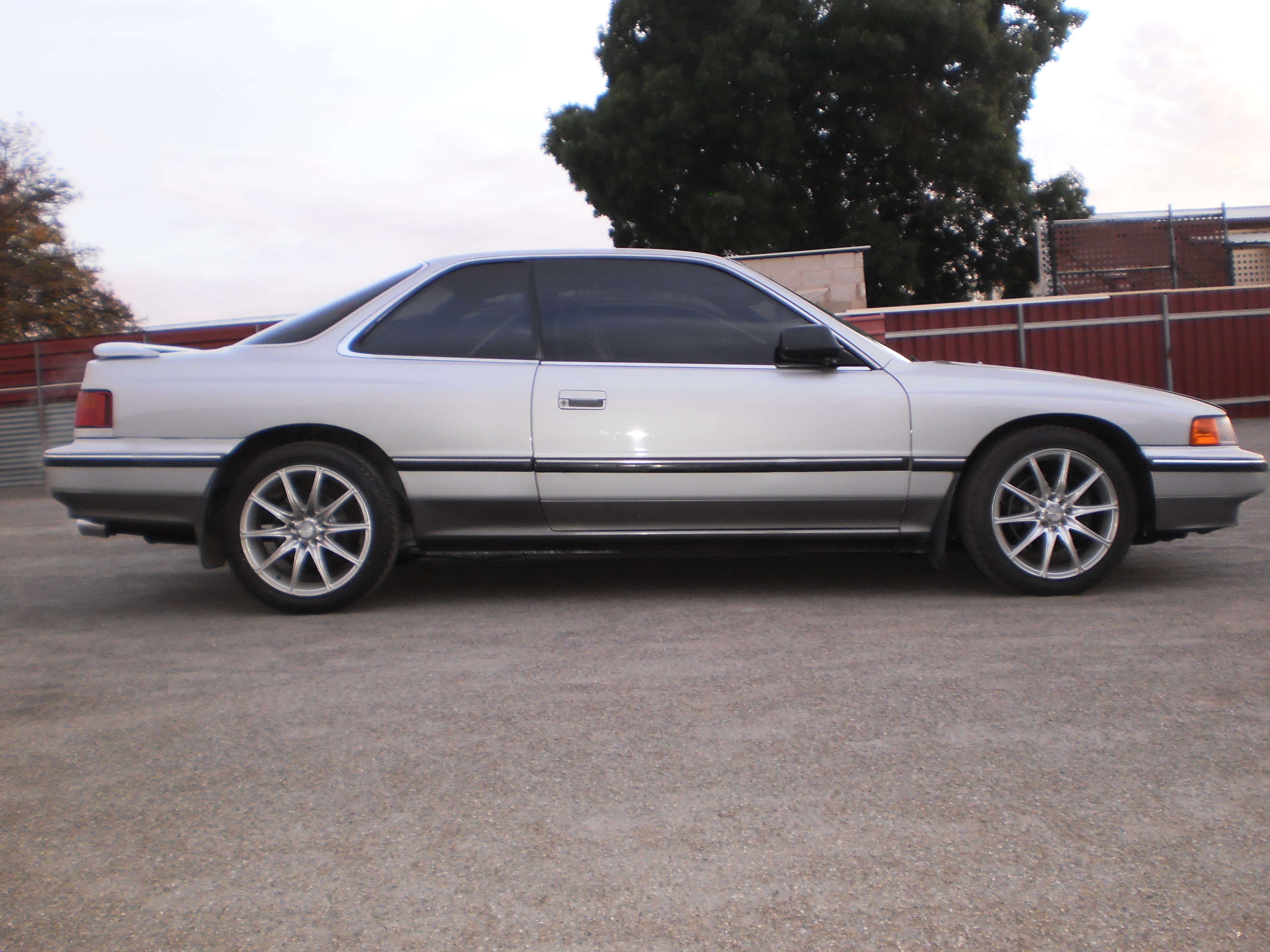 1988/1993 HONDA LEGEND CLASSIC LUXURY COUPES (PAIR)