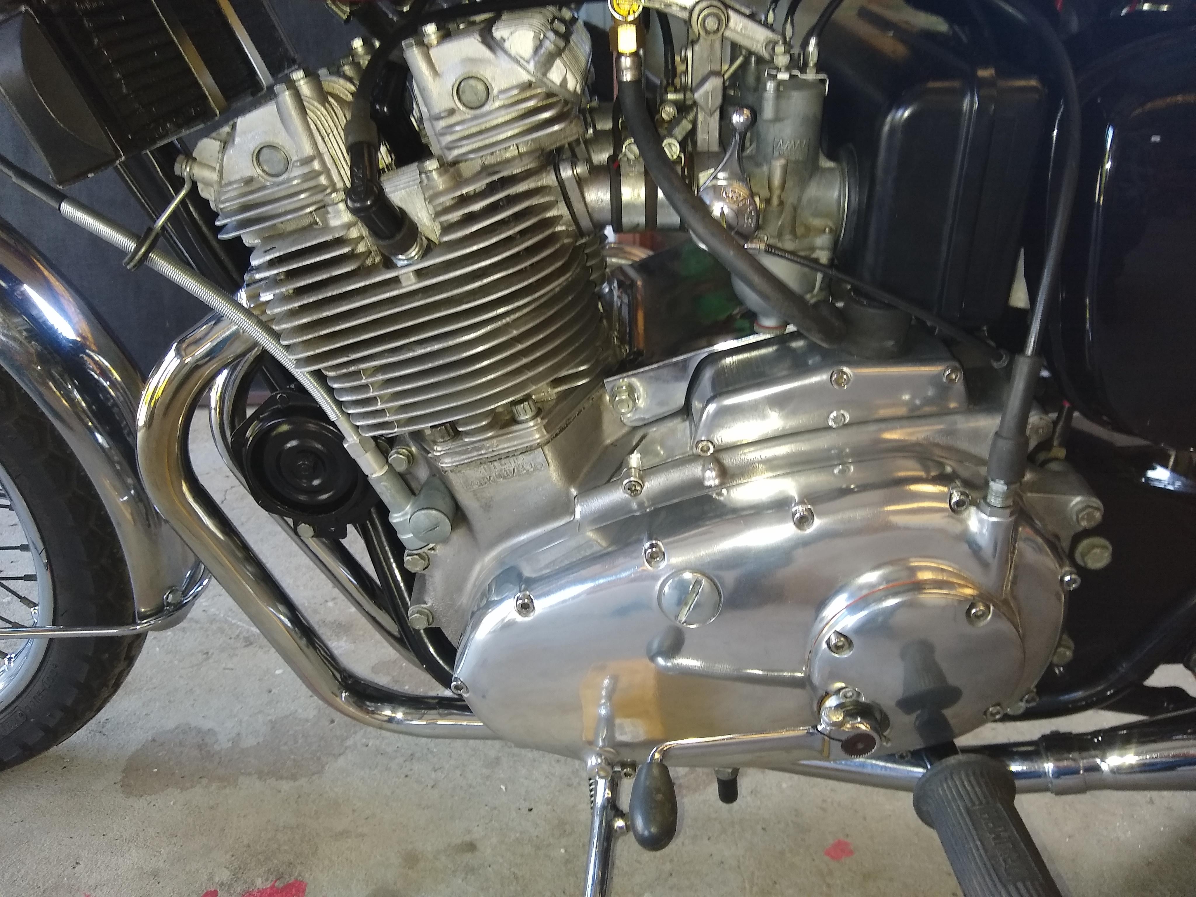 1975 TRIUMPH TRIDENT T160 ROAD