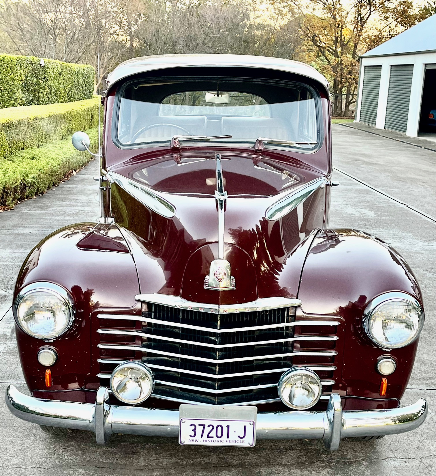1951 VAUXHALL VELOX SEDAN