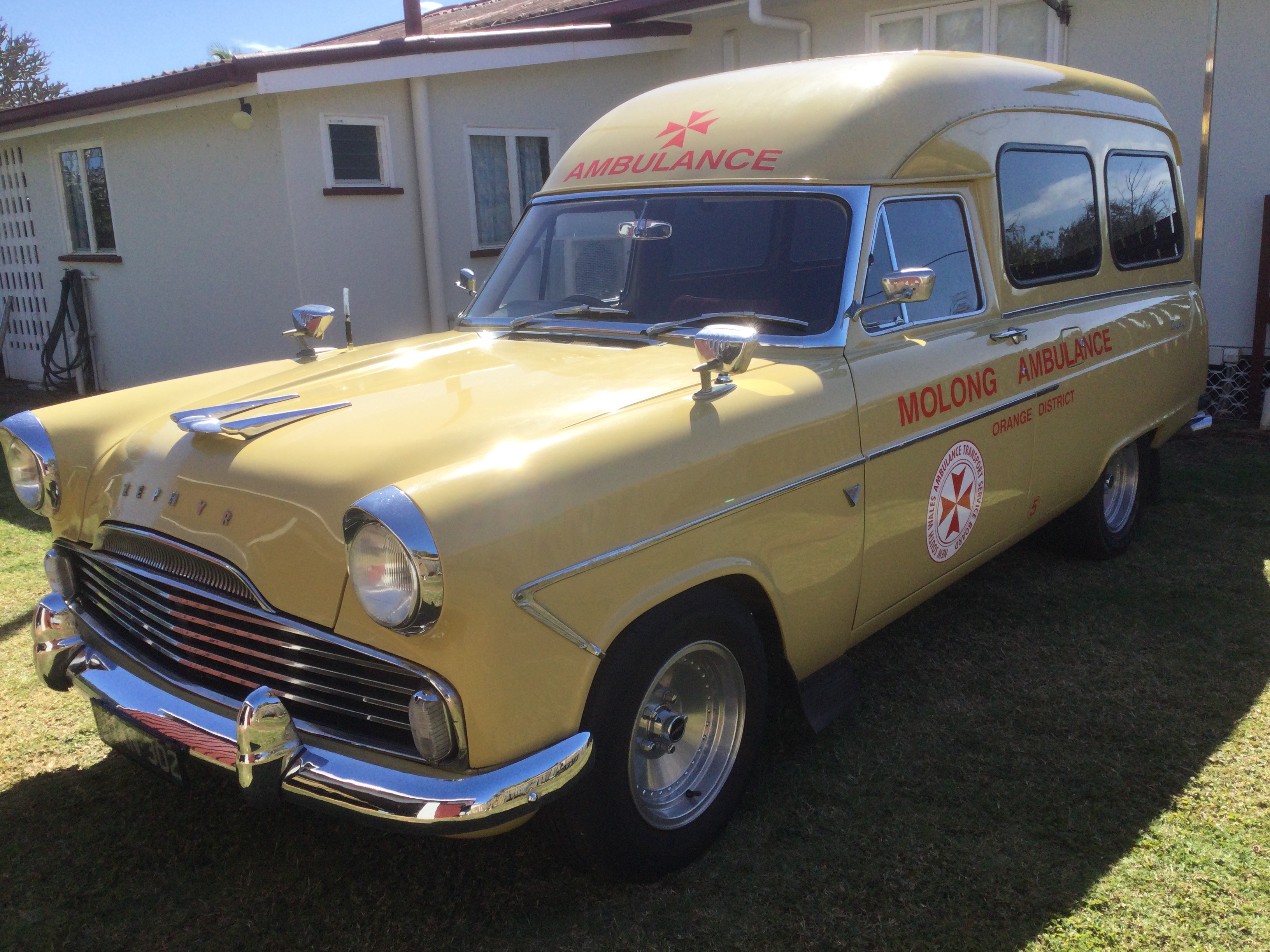1960 FORD ZEPHYR MKII AMBULANCE